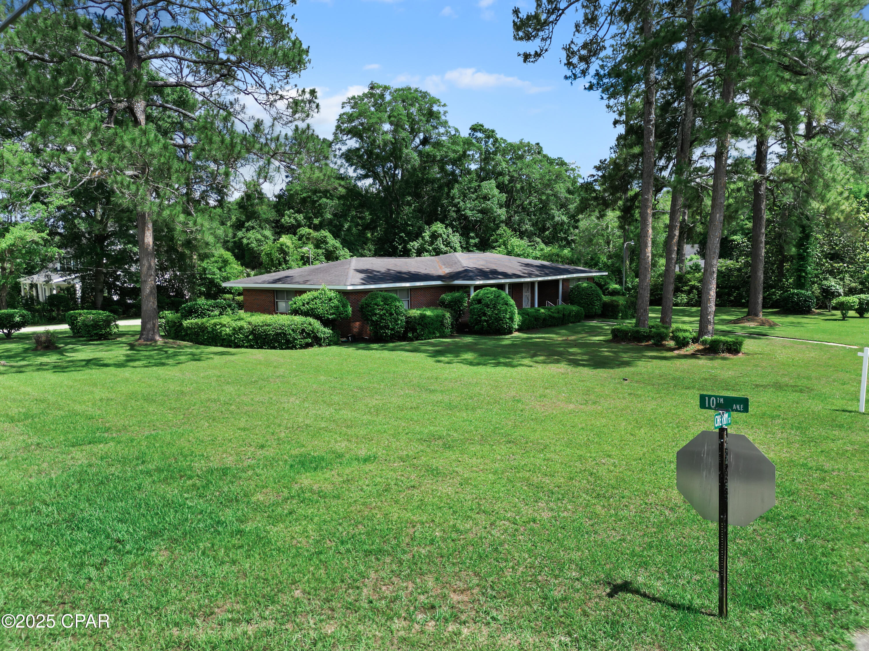 5370 Cherry Street, Graceville, Florida image 7