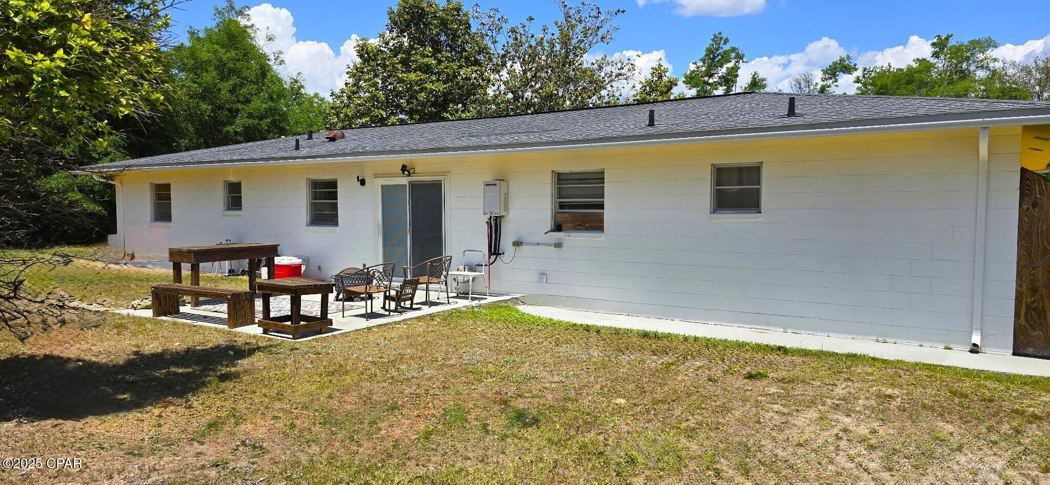 9541 Stauber Lane, Youngstown, Florida image 14