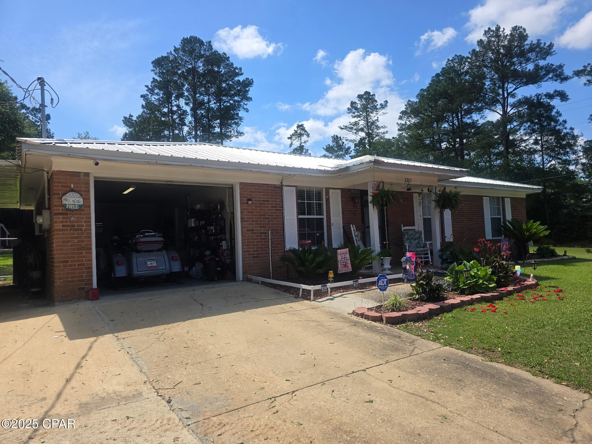 Image 1 For 2305 Sweetgum Drive