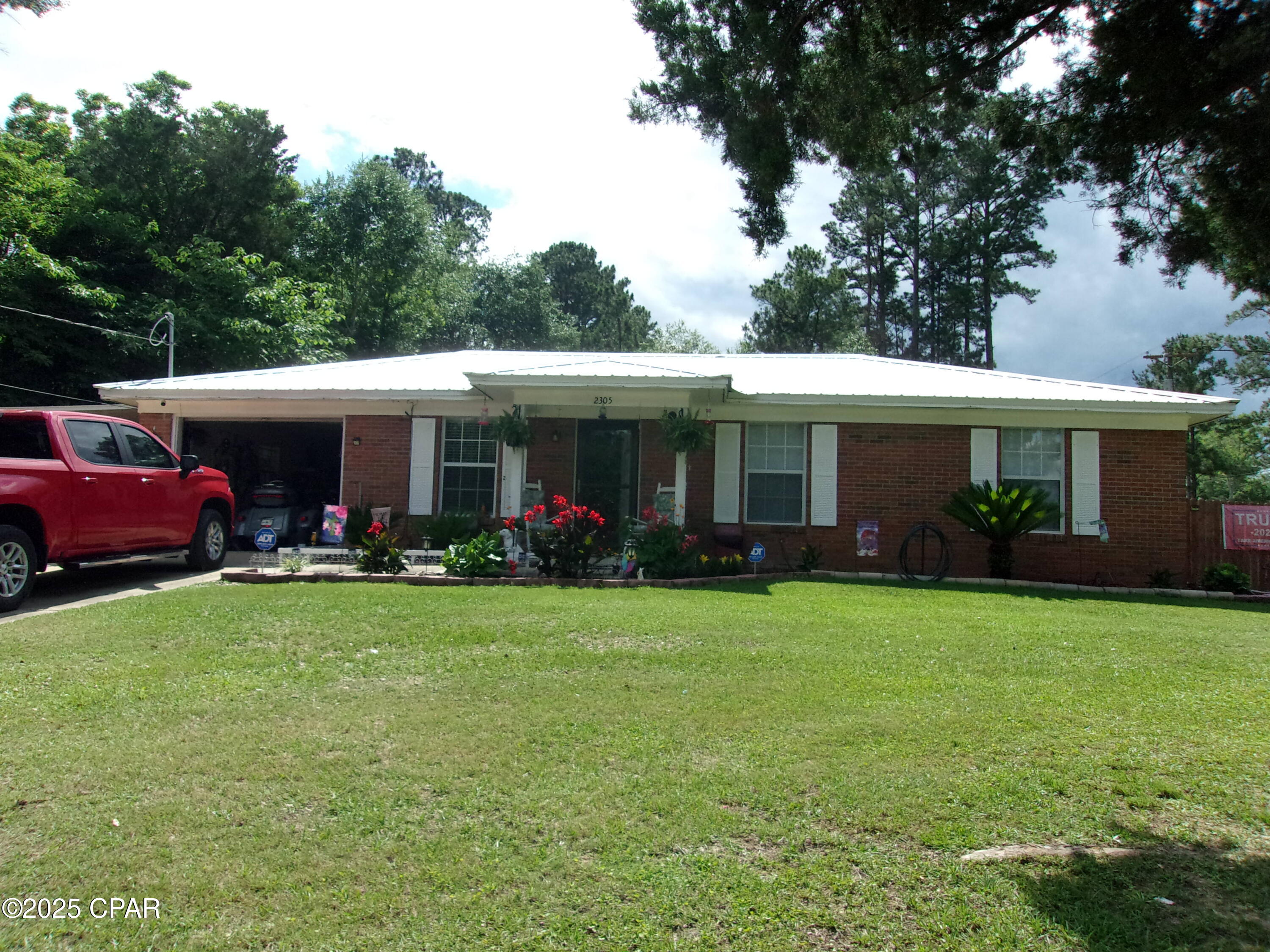 Image 4 For 2305 Sweetgum Drive