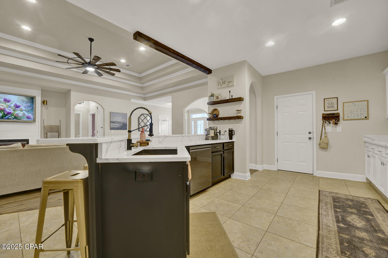 Listing photo id 17 for 1104 Zephyr Way