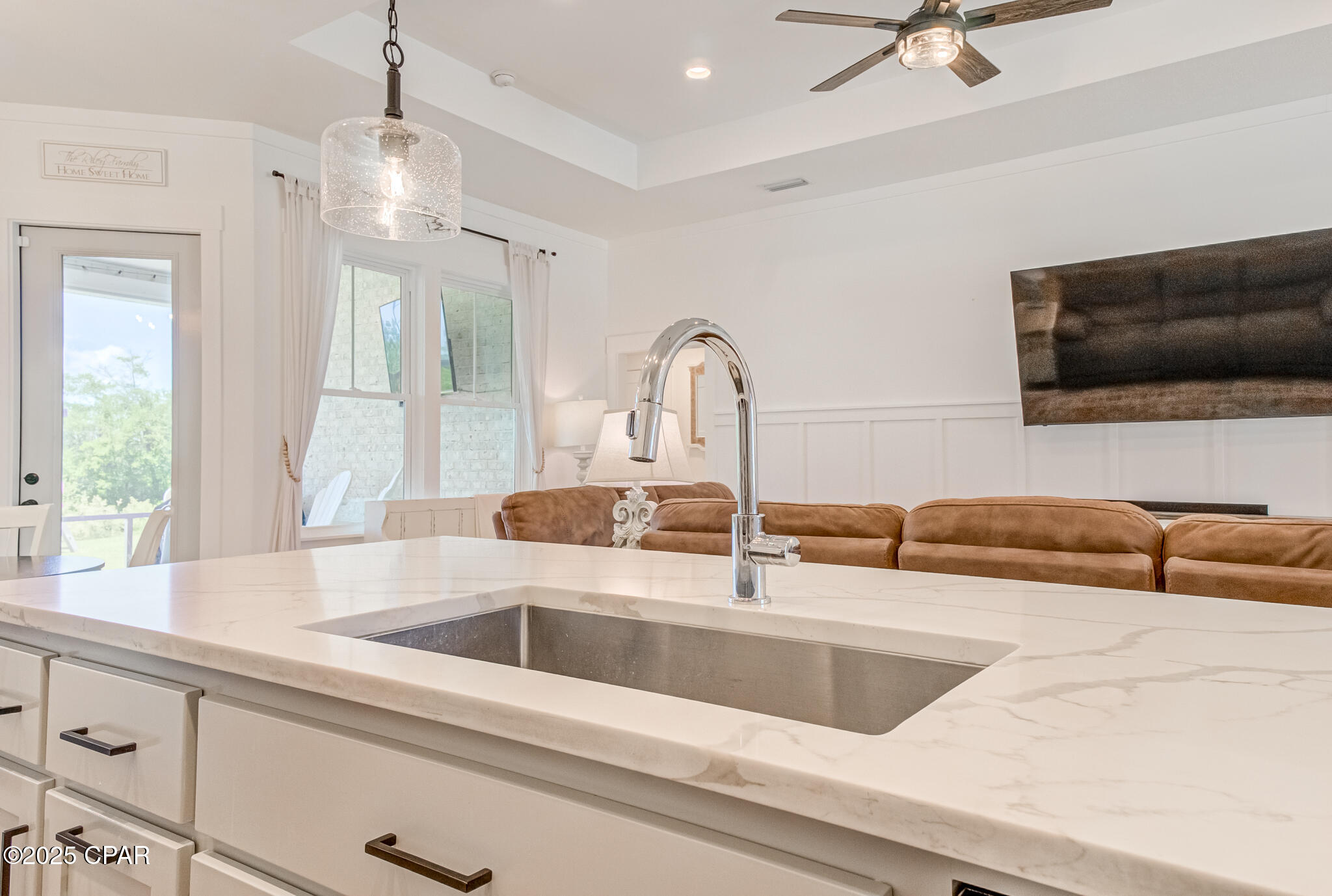 Image 7 For 3917 Sandpine Way