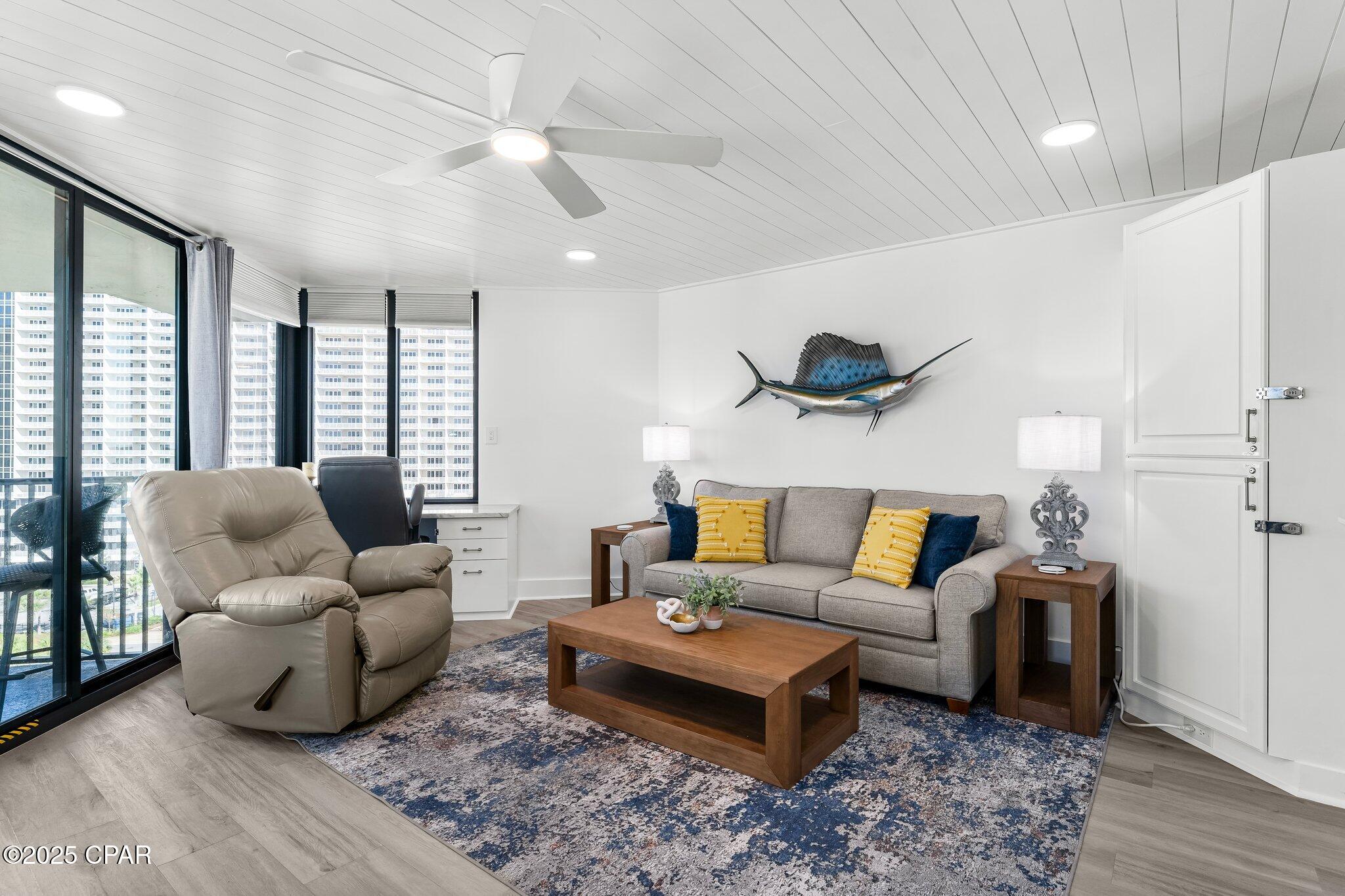Image 15 For 9850 Thomas Drive 1112e