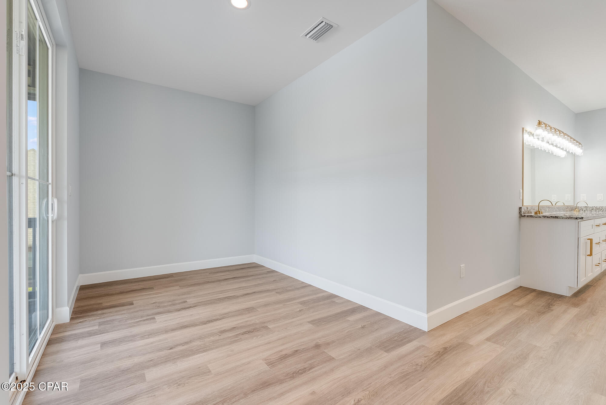 Image 47 For 12809 Merial Green Way