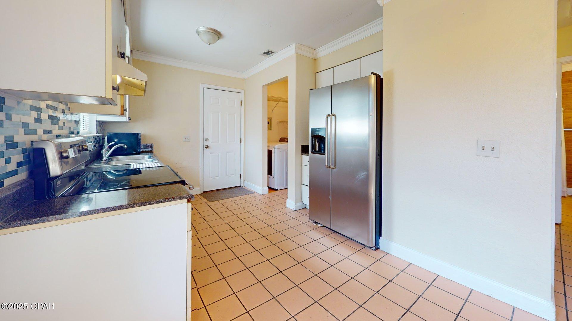 Image 15 For 5607 Sunset Avenue