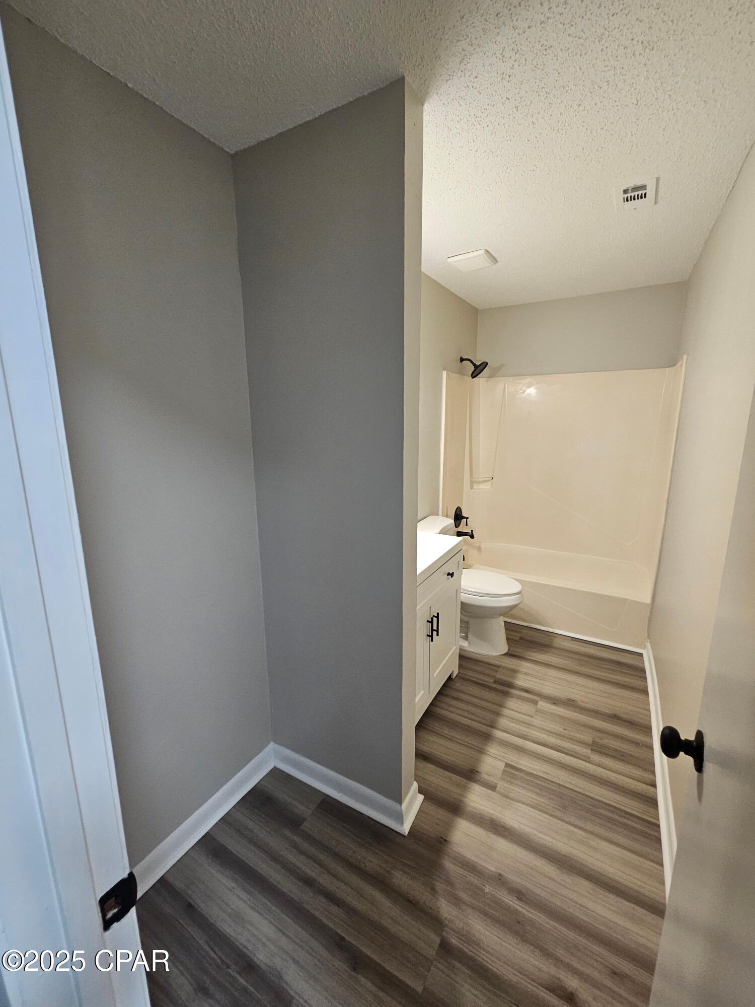 Image 12 For 1510 Arthur Avenue B