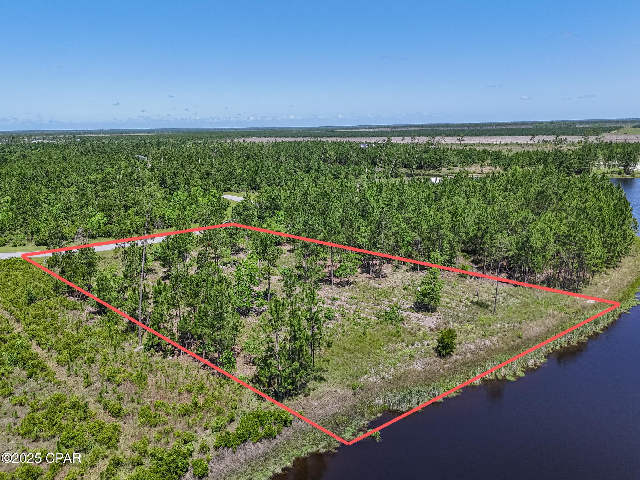 110 Calmwater Circle, Wewahitchka, Florida image 1