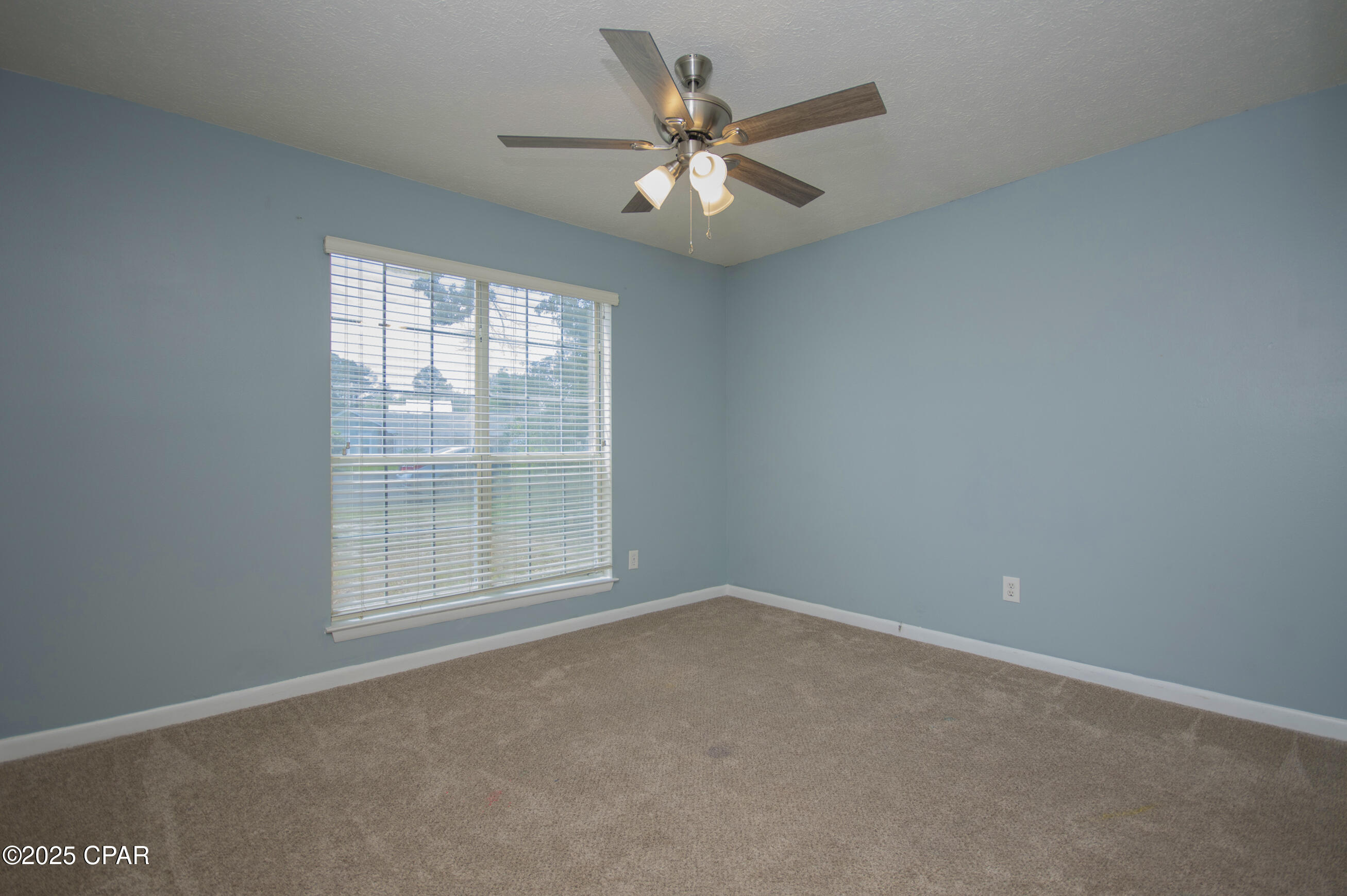 Image 38 For 112 Michelle Court