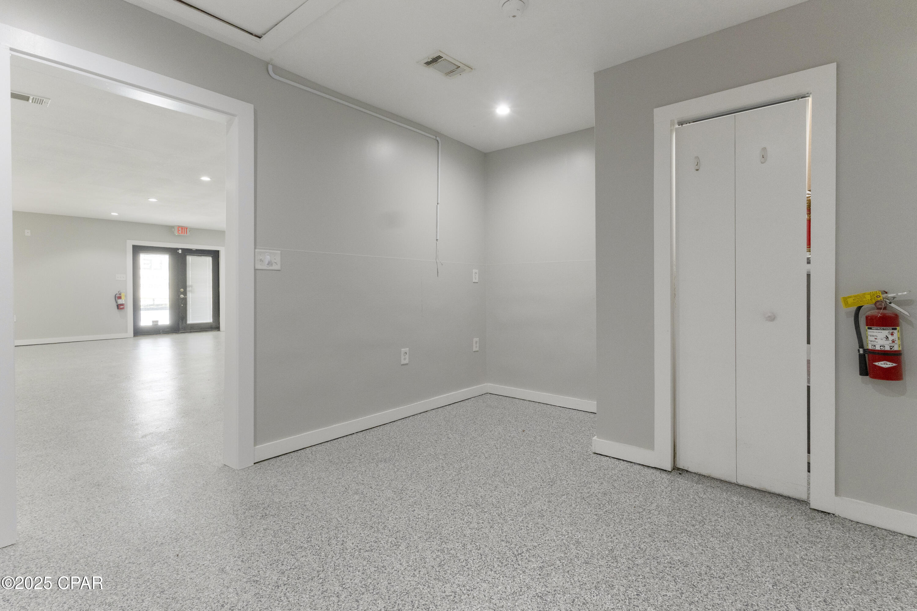 Image 8 For 715-717 Tyndall Parkway