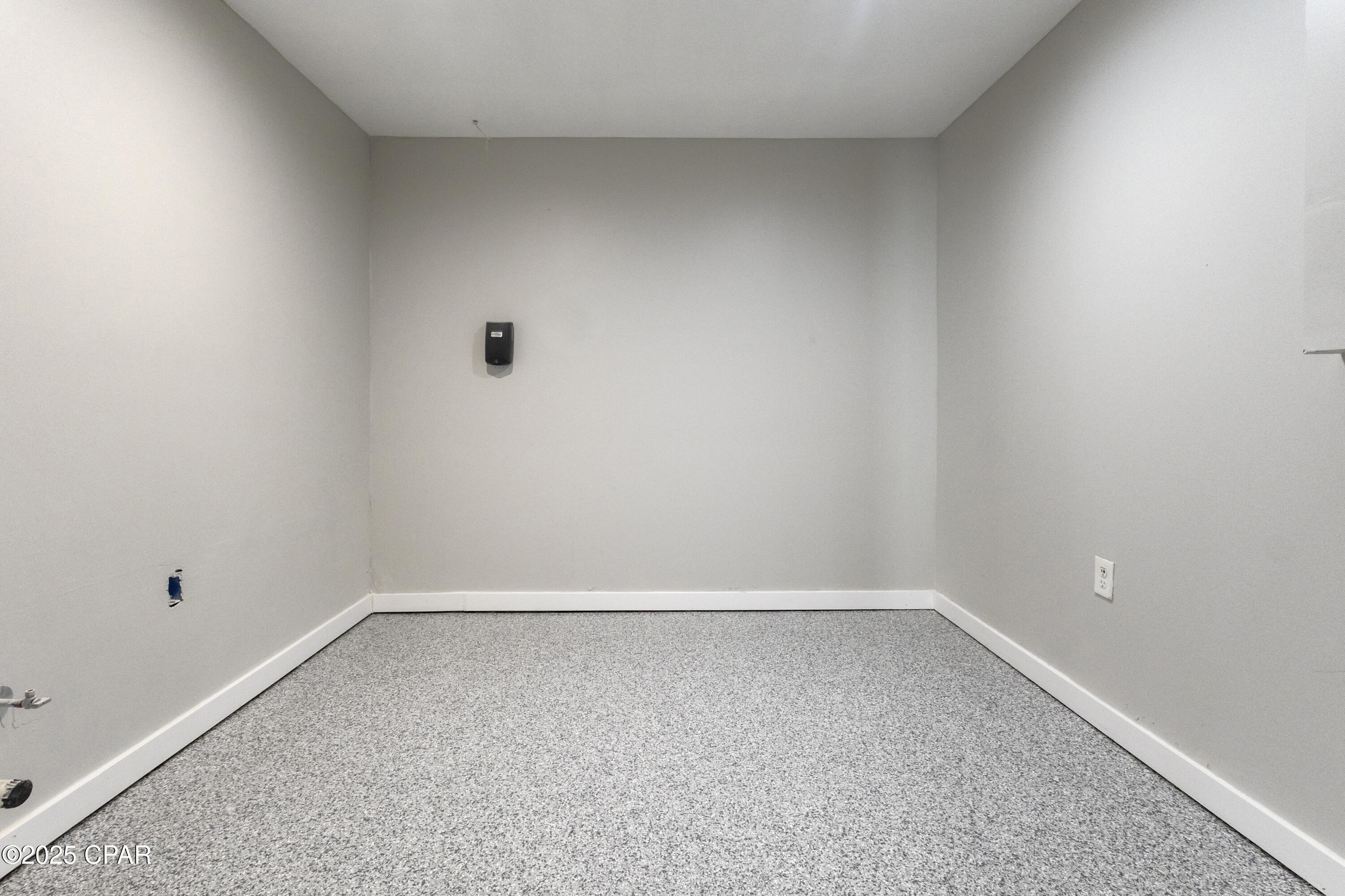 Image 9 For 715-717 Tyndall Parkway