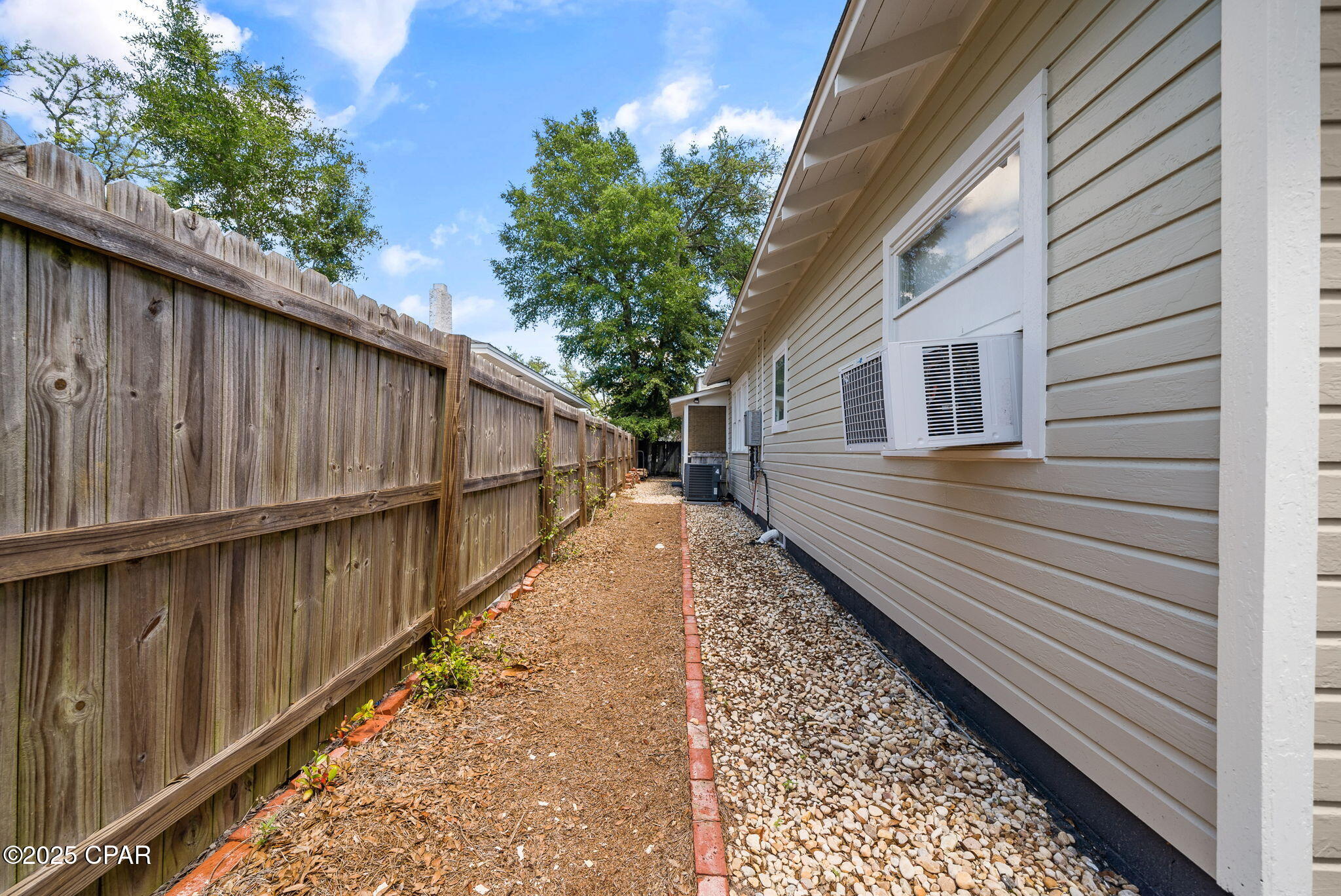 Image 42 For 109 Hamilton Avenue