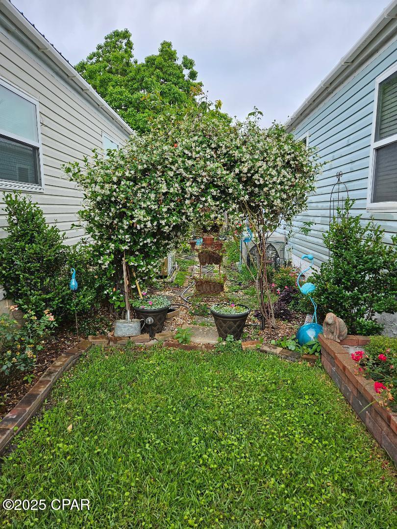 Image 12 For 1638 Acre Circle
