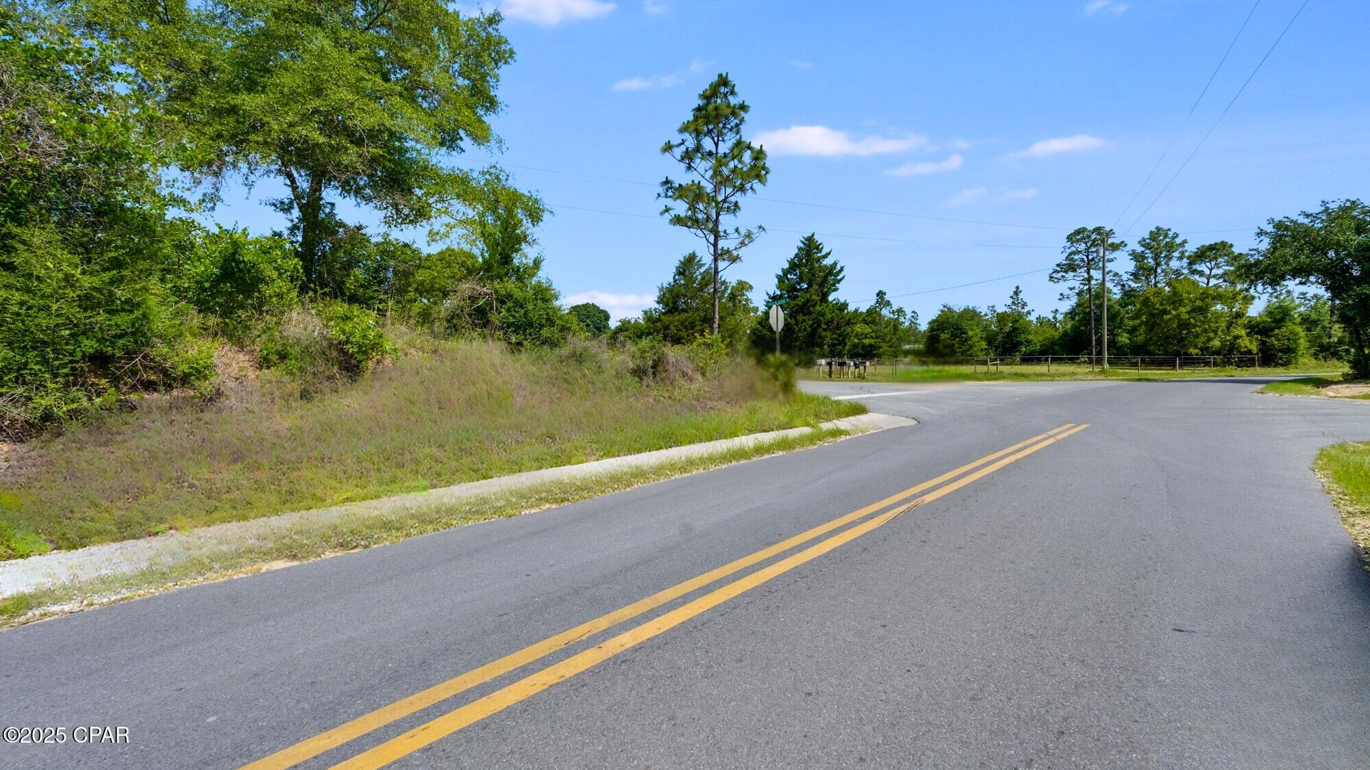 2493 Trailblazer Lane, Chipley, Florida image 13
