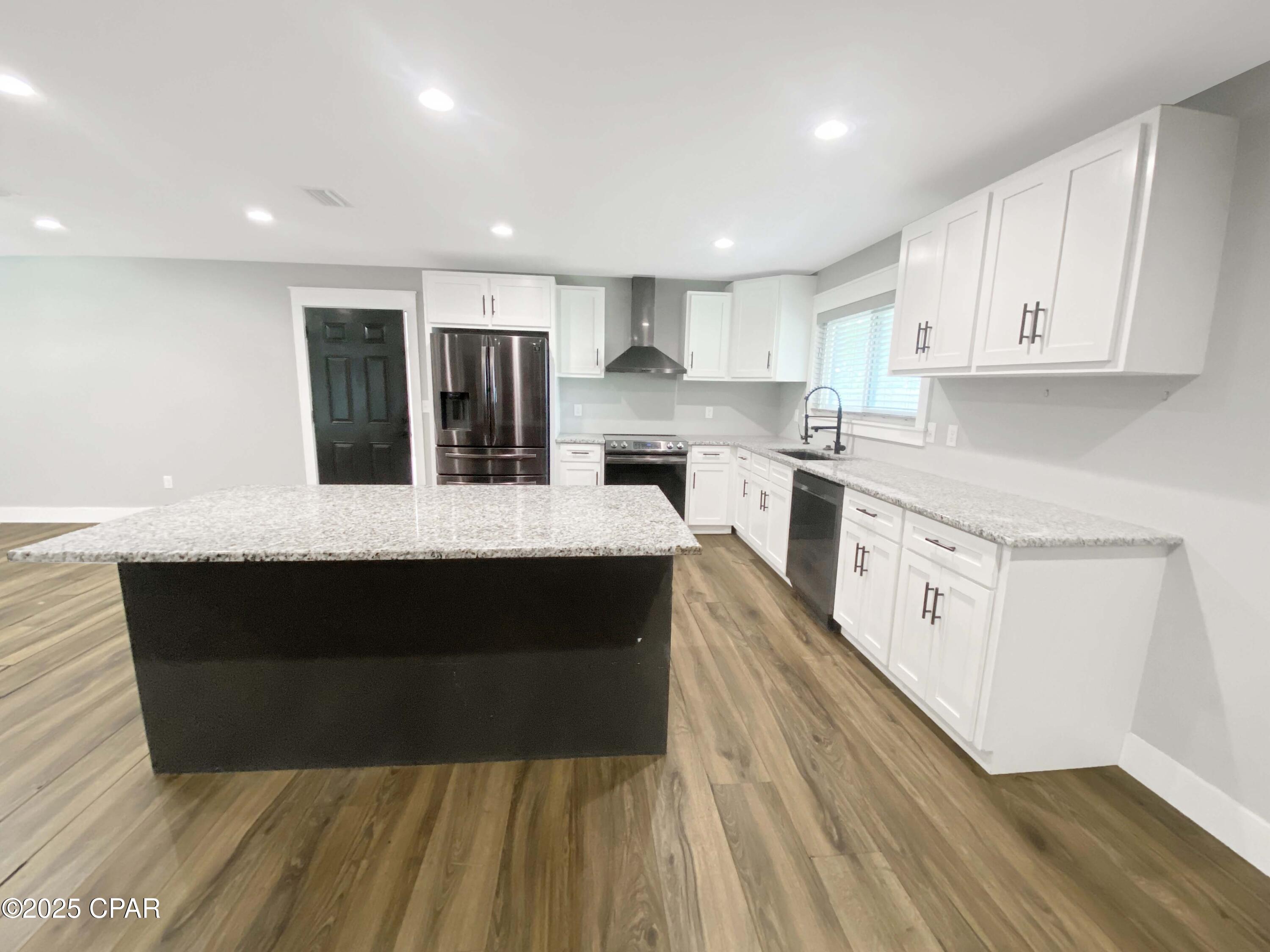 3035 Jenks Avenue, Panama City, Florida image 2