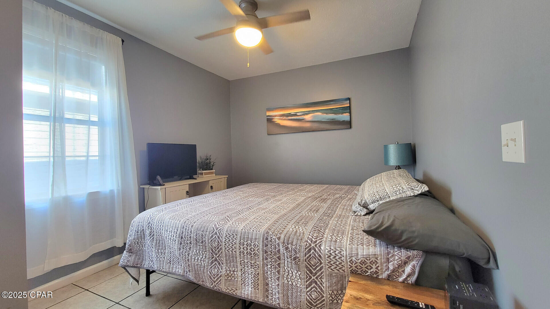 Image 3 For 5705 Beach Drive