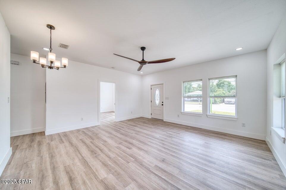 Image 3 For 116 East Avenue