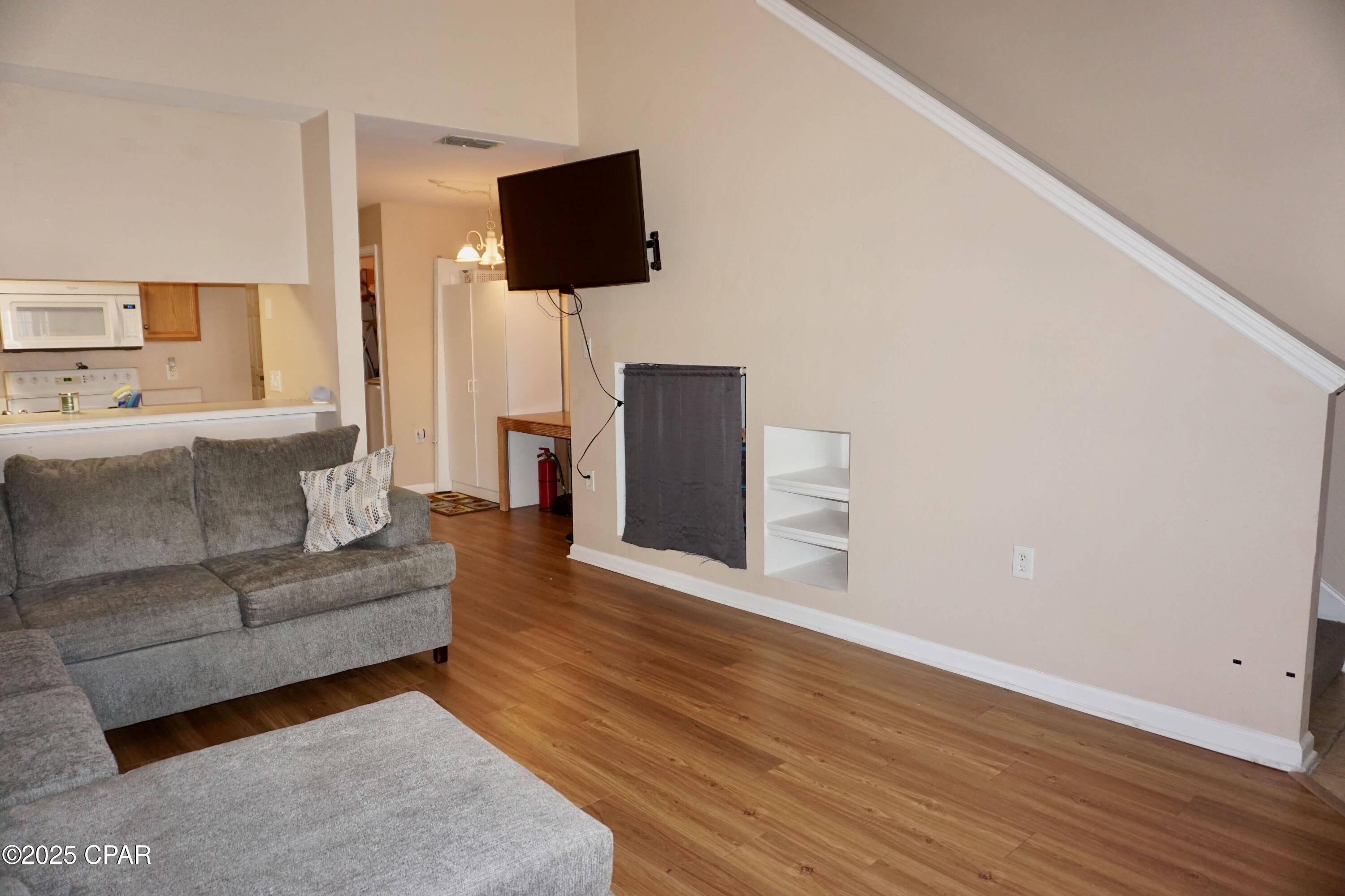Image 8 For 2738 Tharpe Street 1103