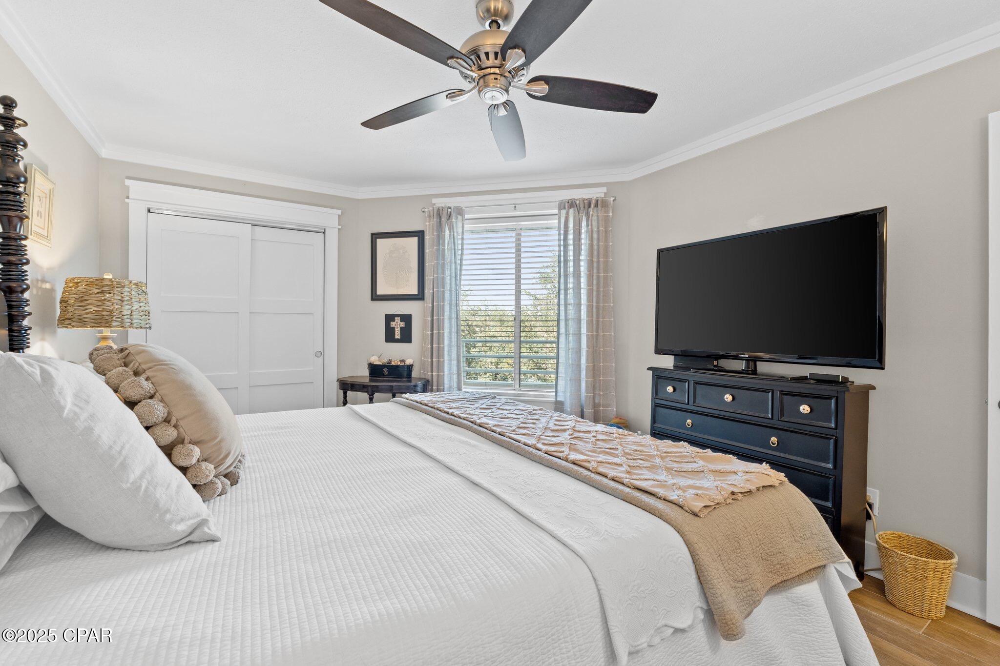 Image 5 For 324 Beach Drive 301