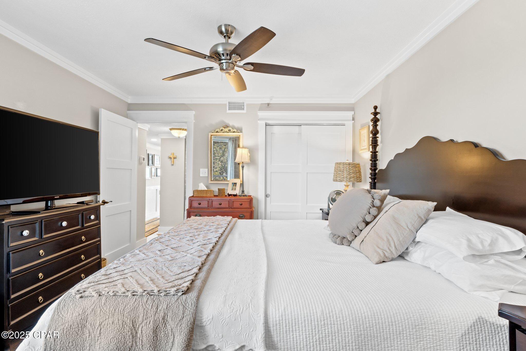 324 E Beach Drive #301, Panama City, Florida image 7