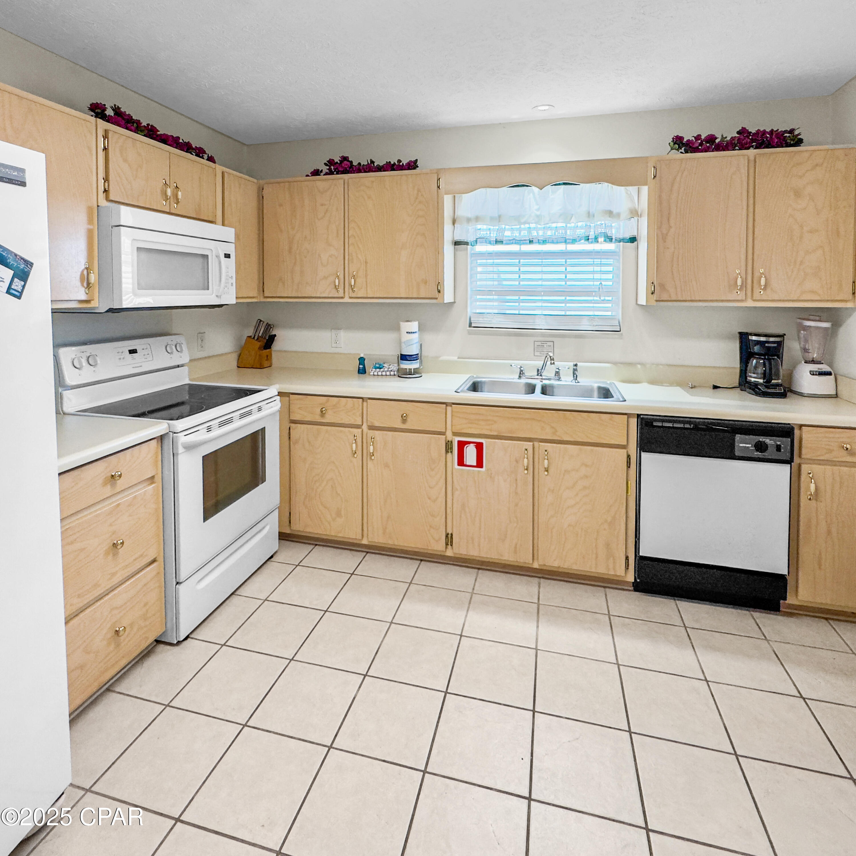 625 Lyndell Lane, Panama City Beach, Florida image 16
