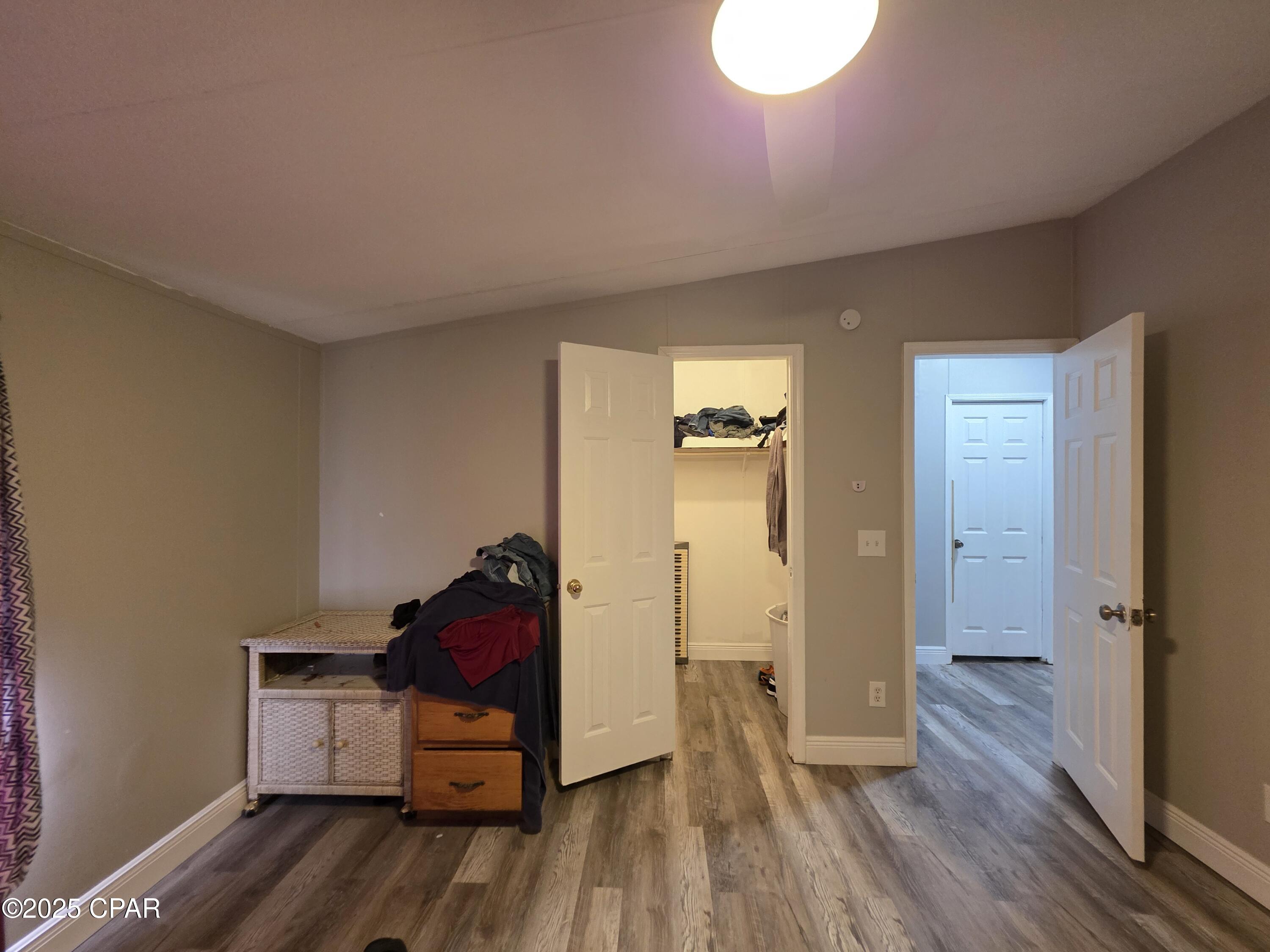 Image 21 For 2920 Syracuse Avenue