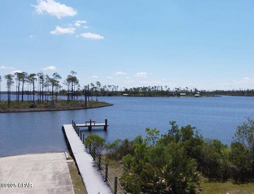 Image 7 For 711 Island Court