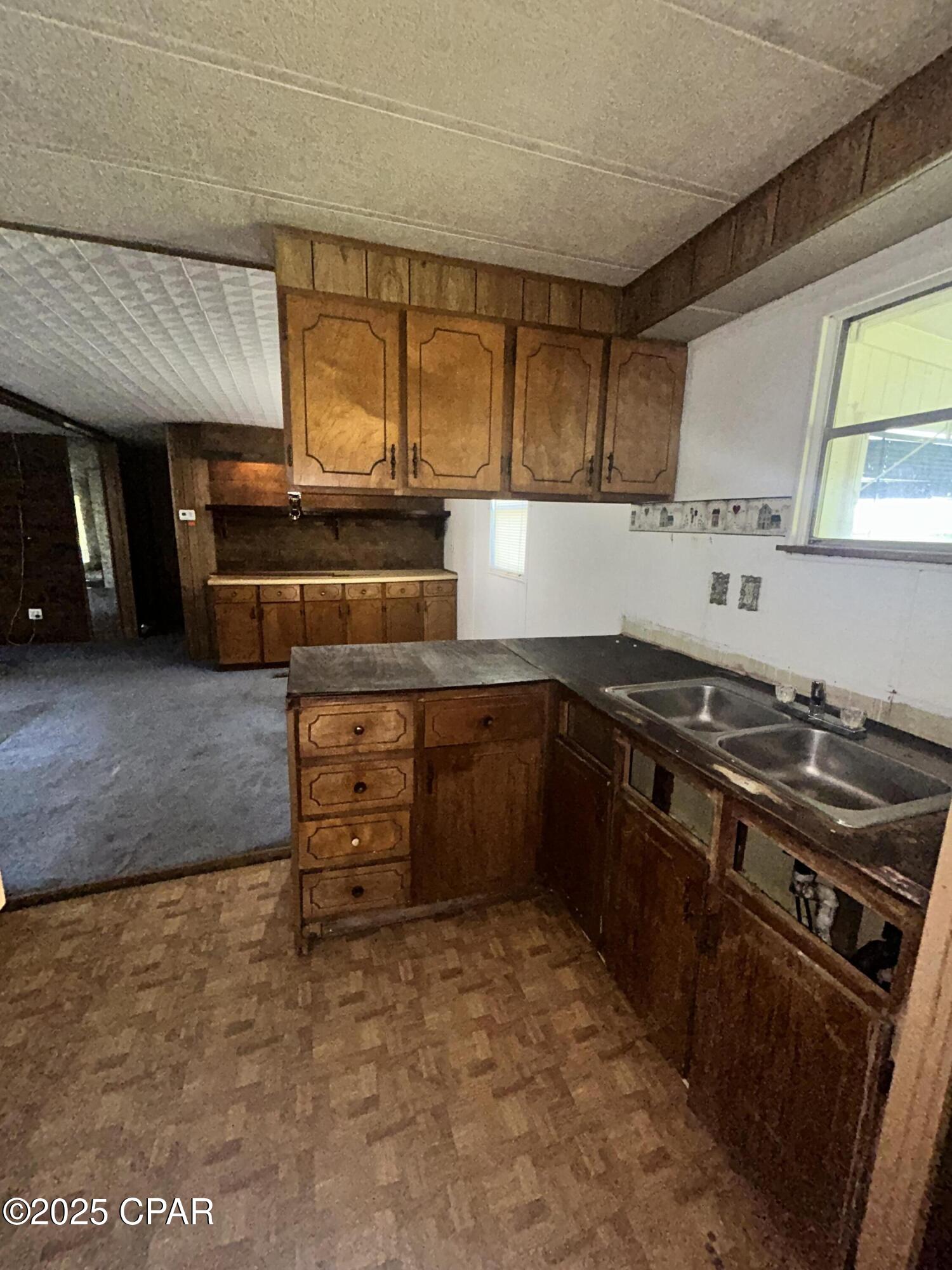 3646 Earlston Road, Graceville, Florida image 9