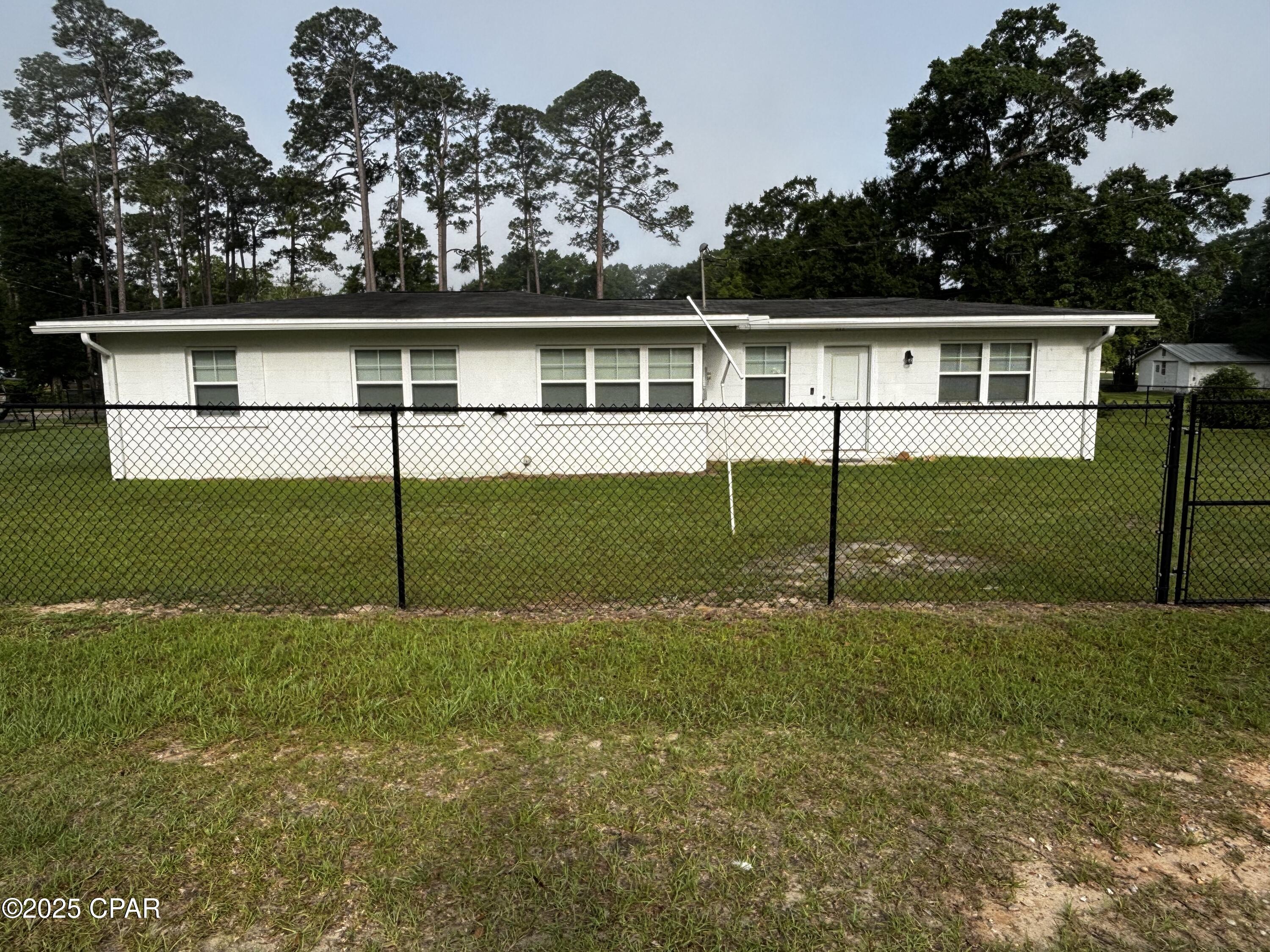 811 Mcgee Road, Bonifay, Florida image 2