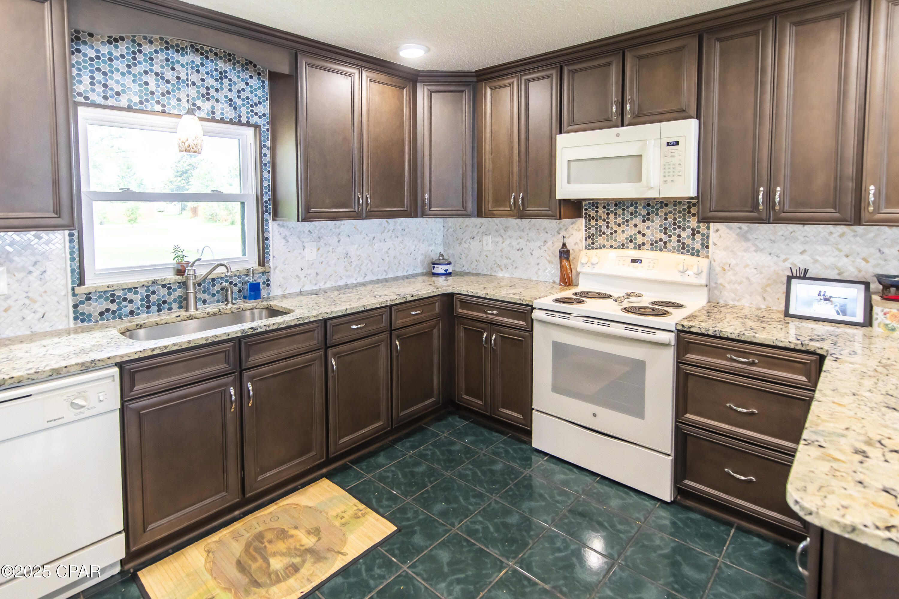1203 N Bay Drive, Lynn Haven, Florida image 10