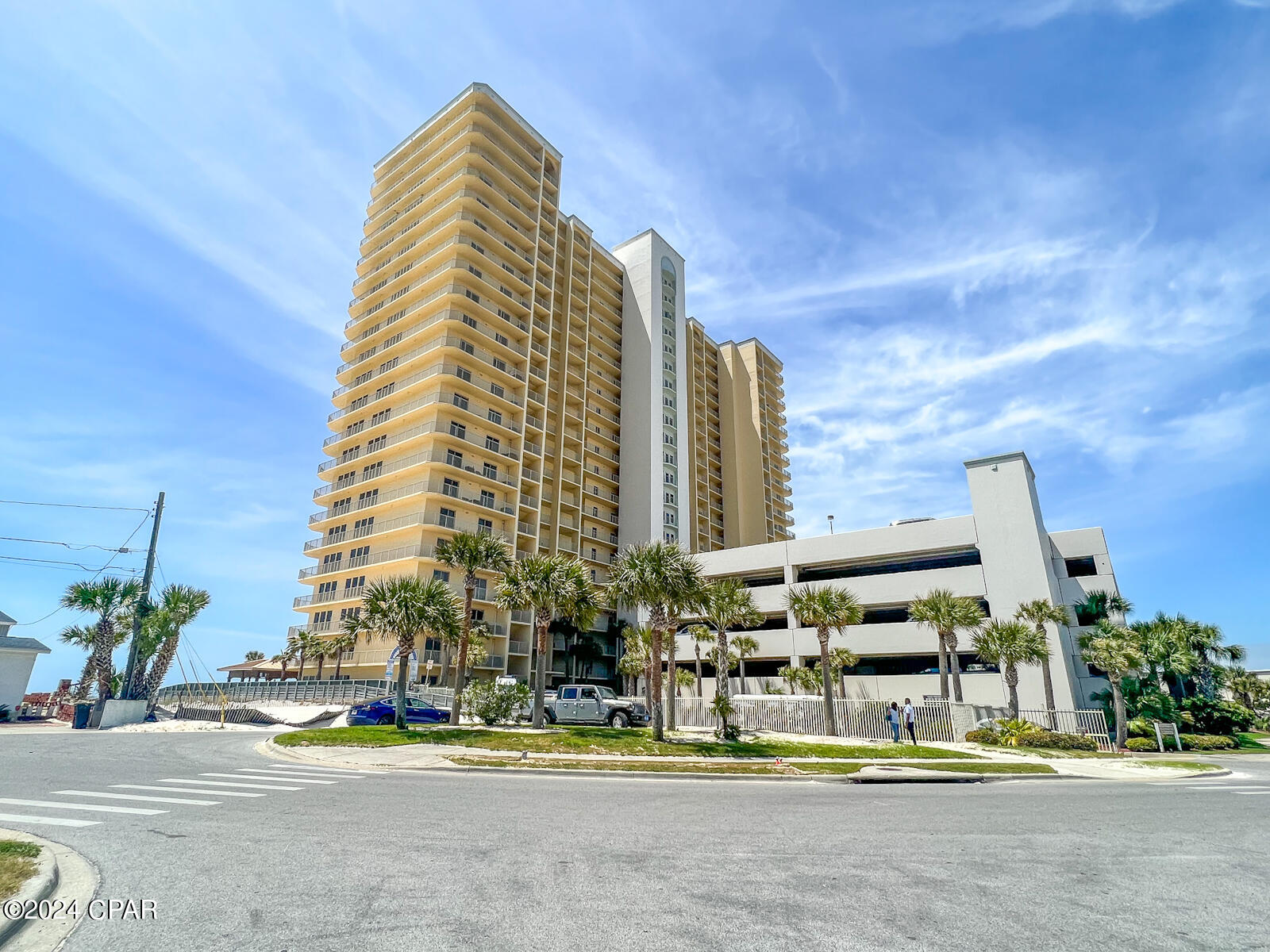 Image 32 For 8715 Surf Drive 304b