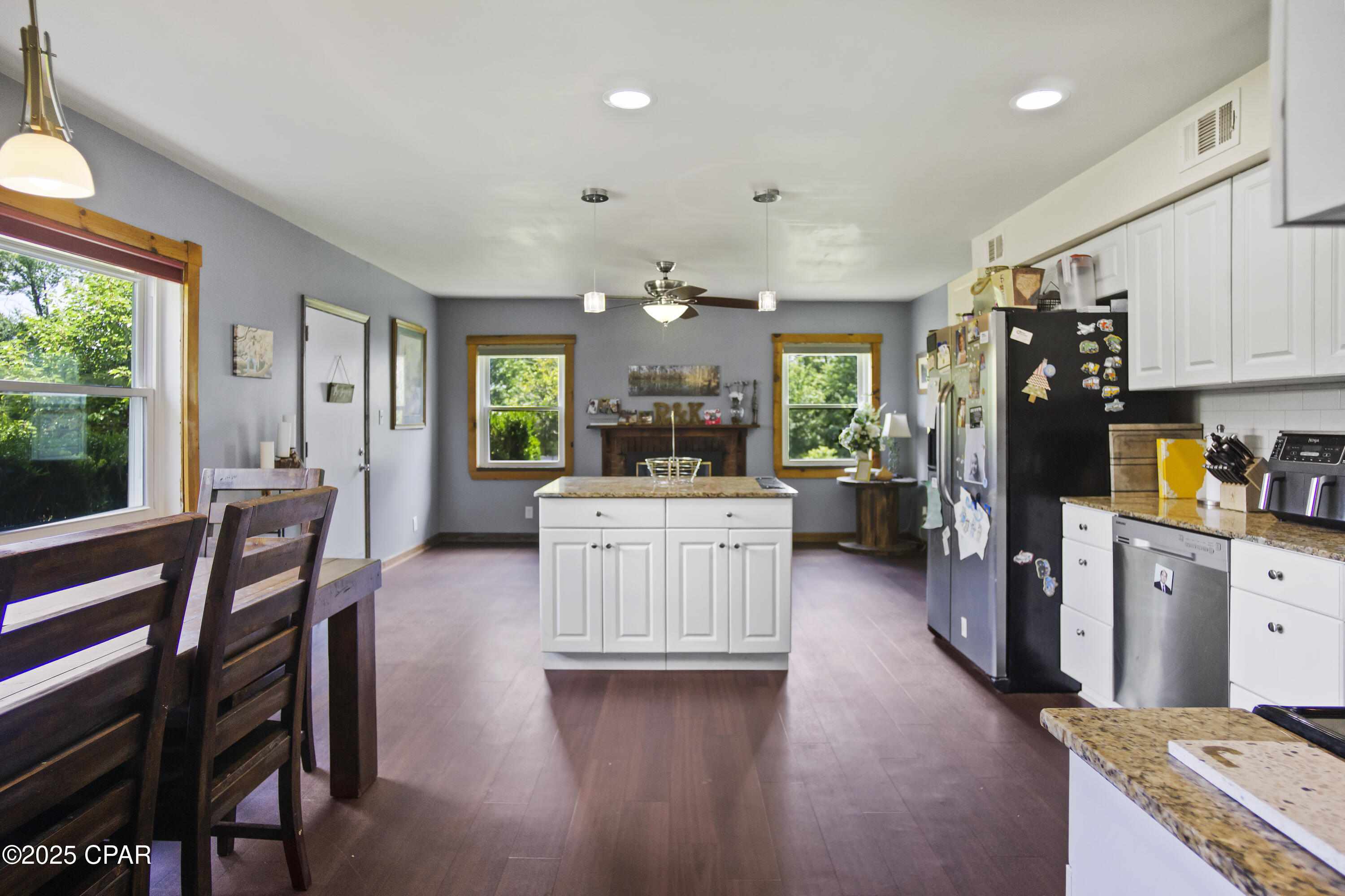 Listing photo id 25 for 133 Devane Road