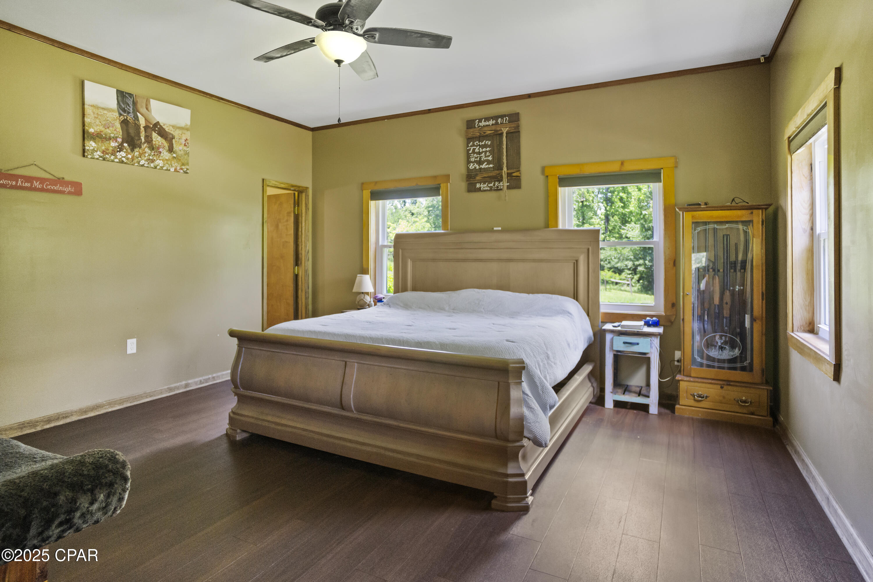 Listing photo id 34 for 133 Devane Road