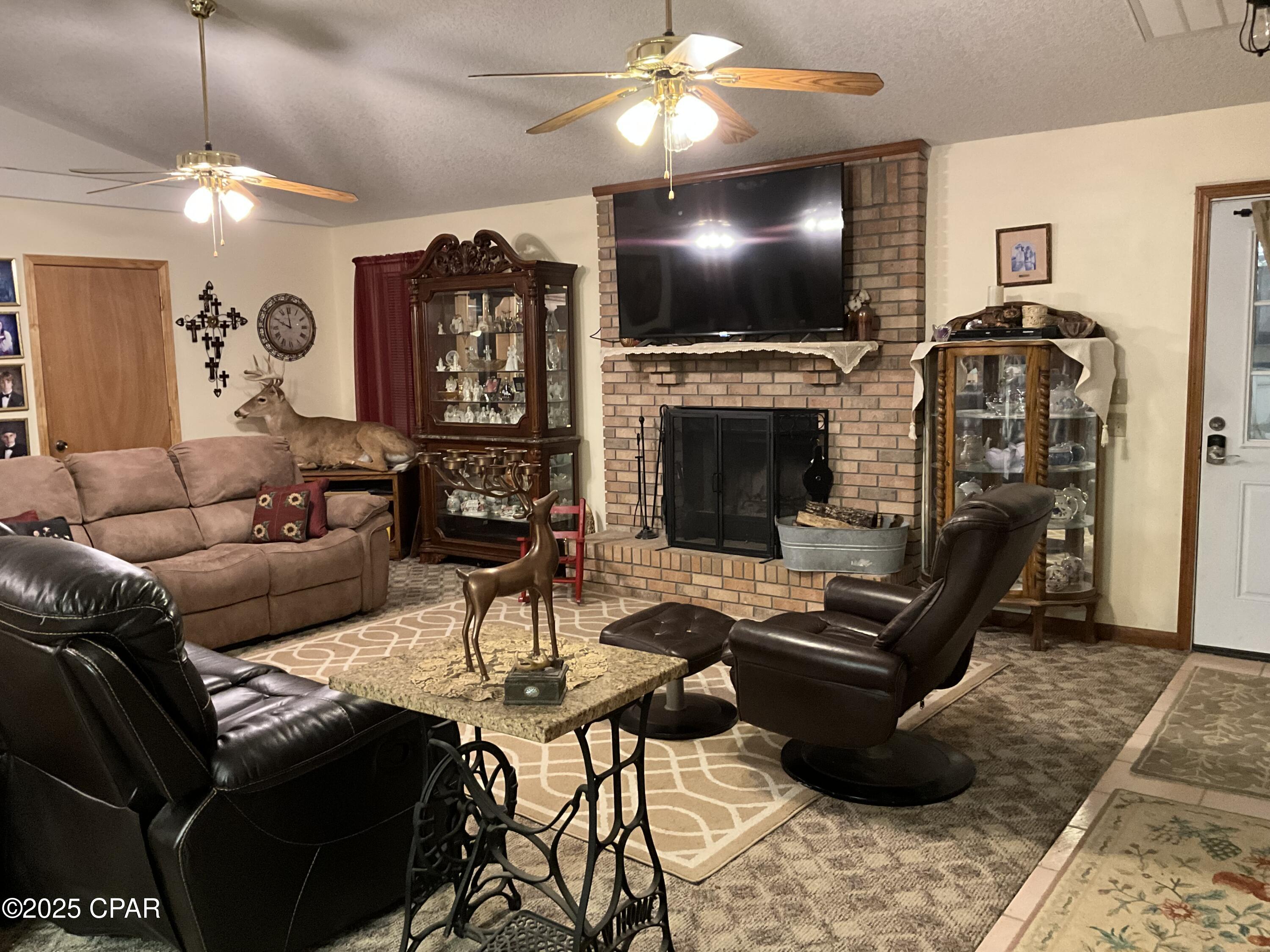 3021 Holmes Valley Road, Vernon, Florida image 11