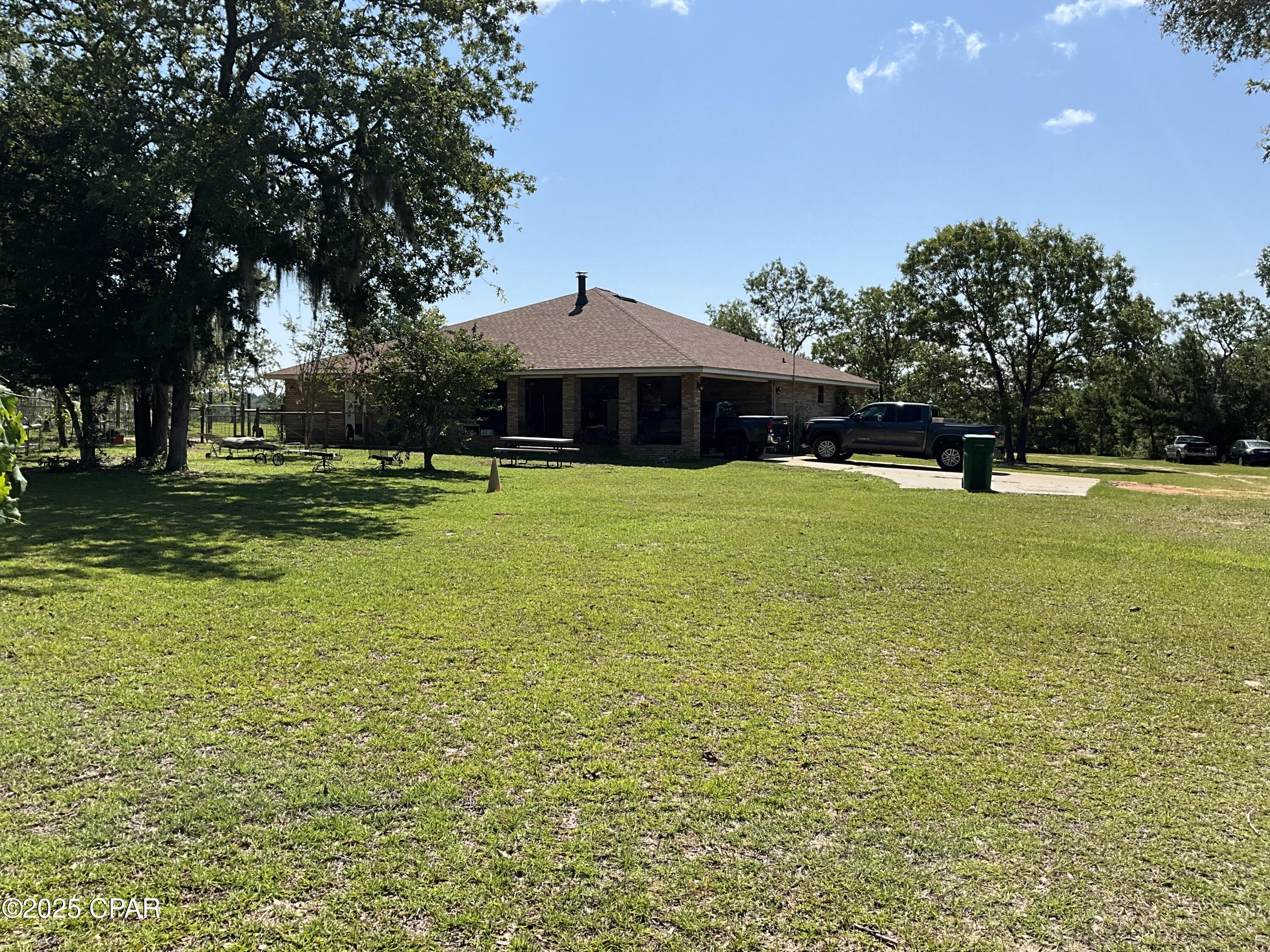 3021 Holmes Valley Road, Vernon, Florida image 15