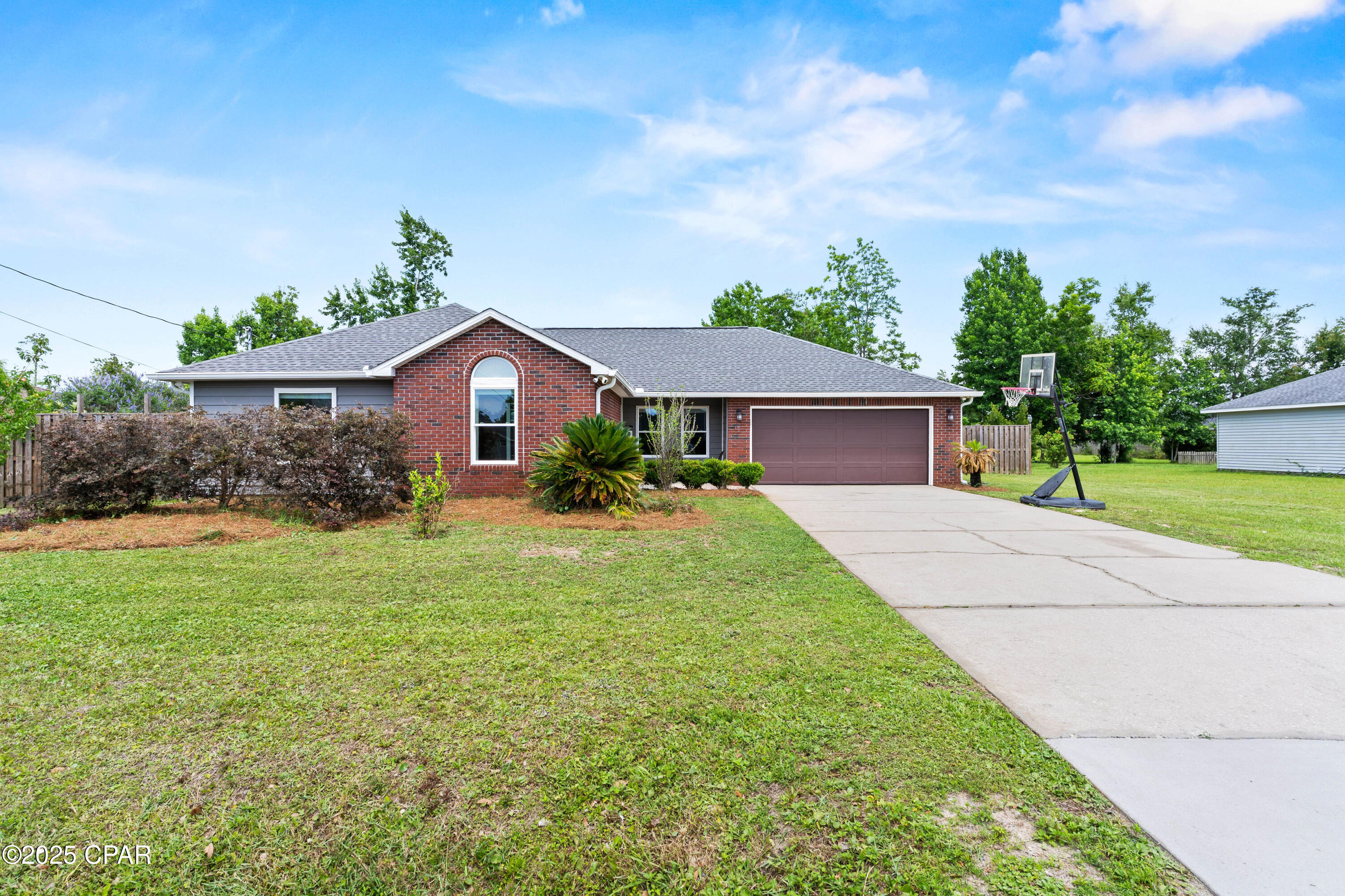 Image 1 For 905 Texas Avenue