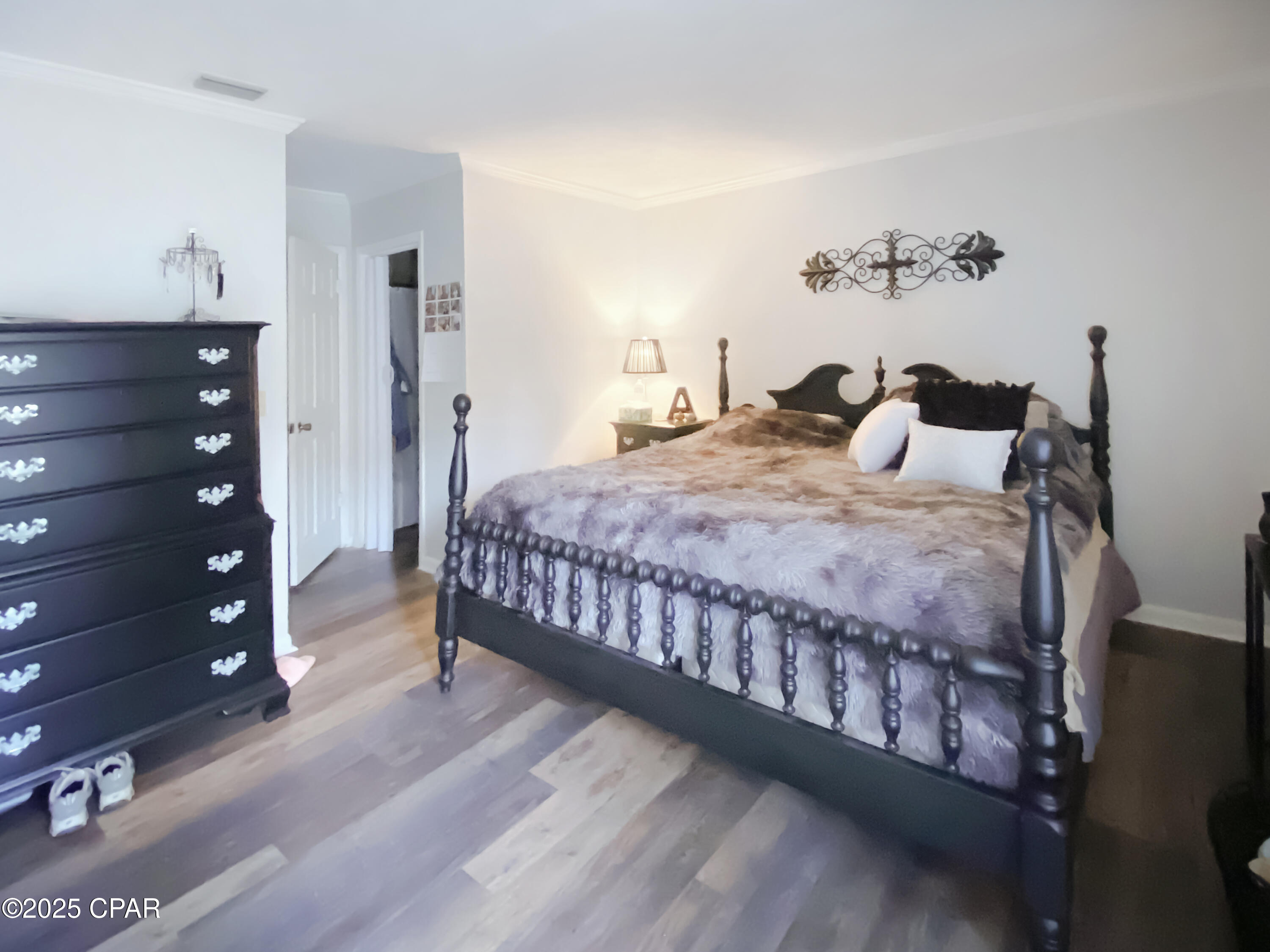 Image 15 For 1025 19th Street 2d