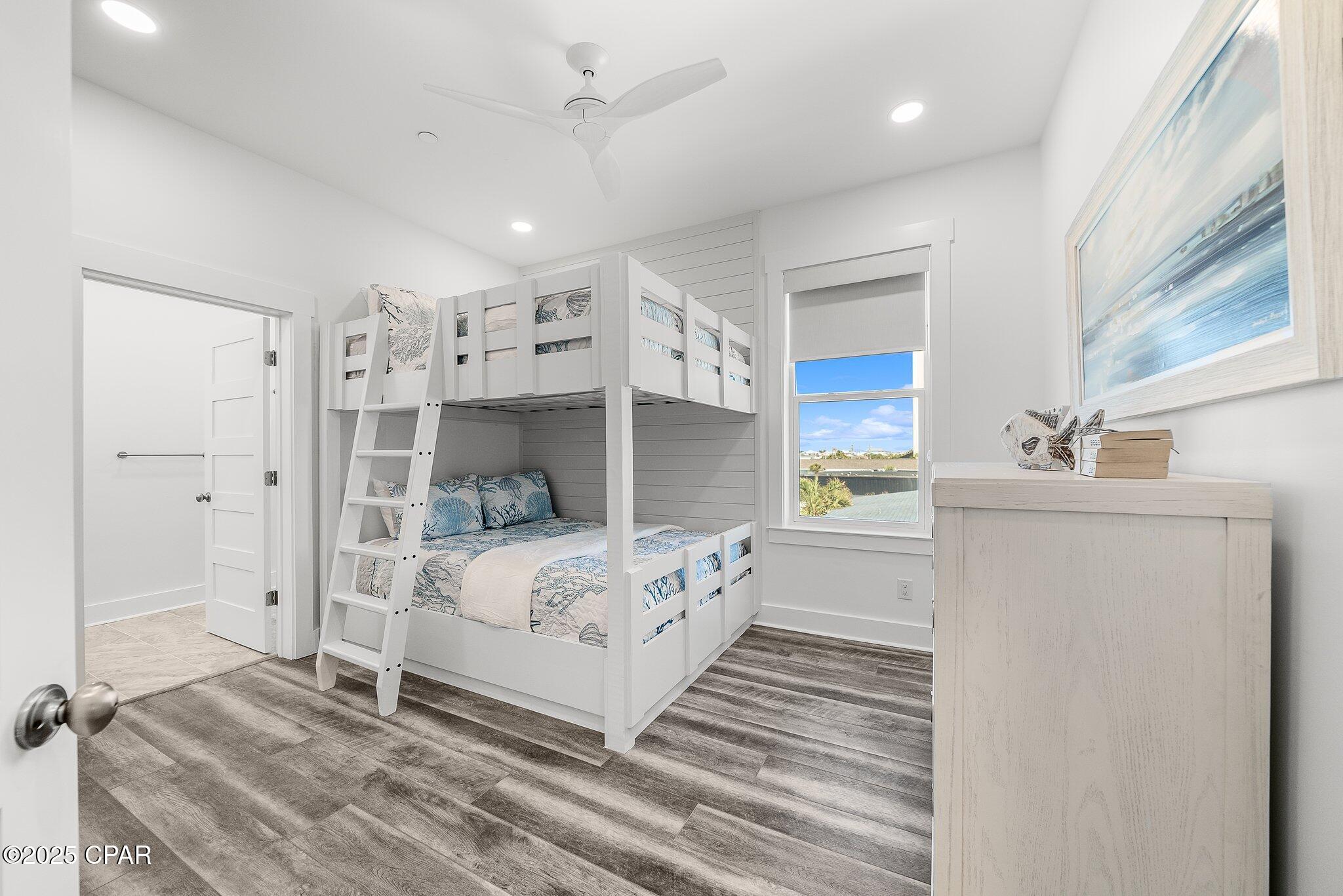 Image 36 For 8711 Surf Drive