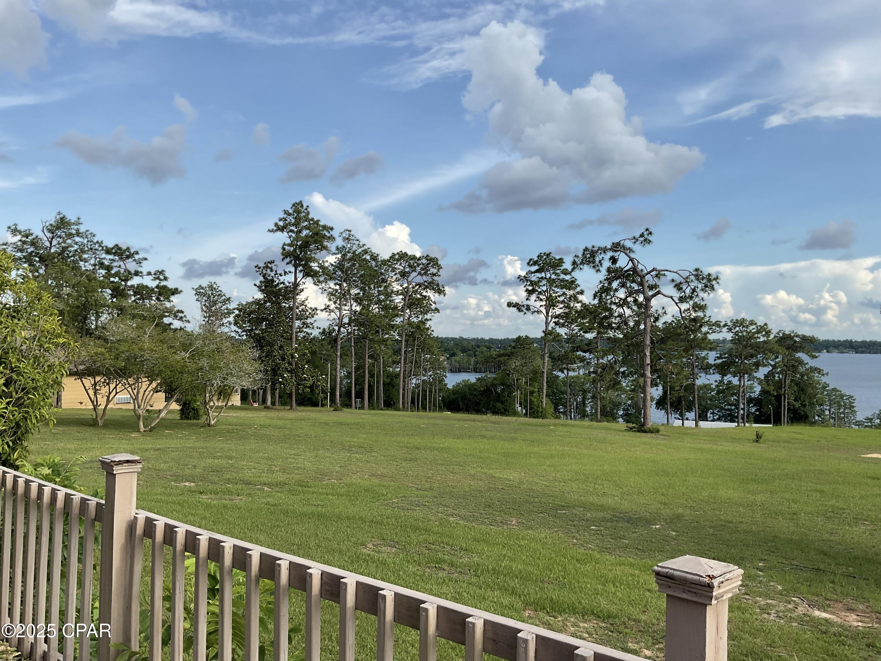 Lakepoint Road, Alford, Florida image 11