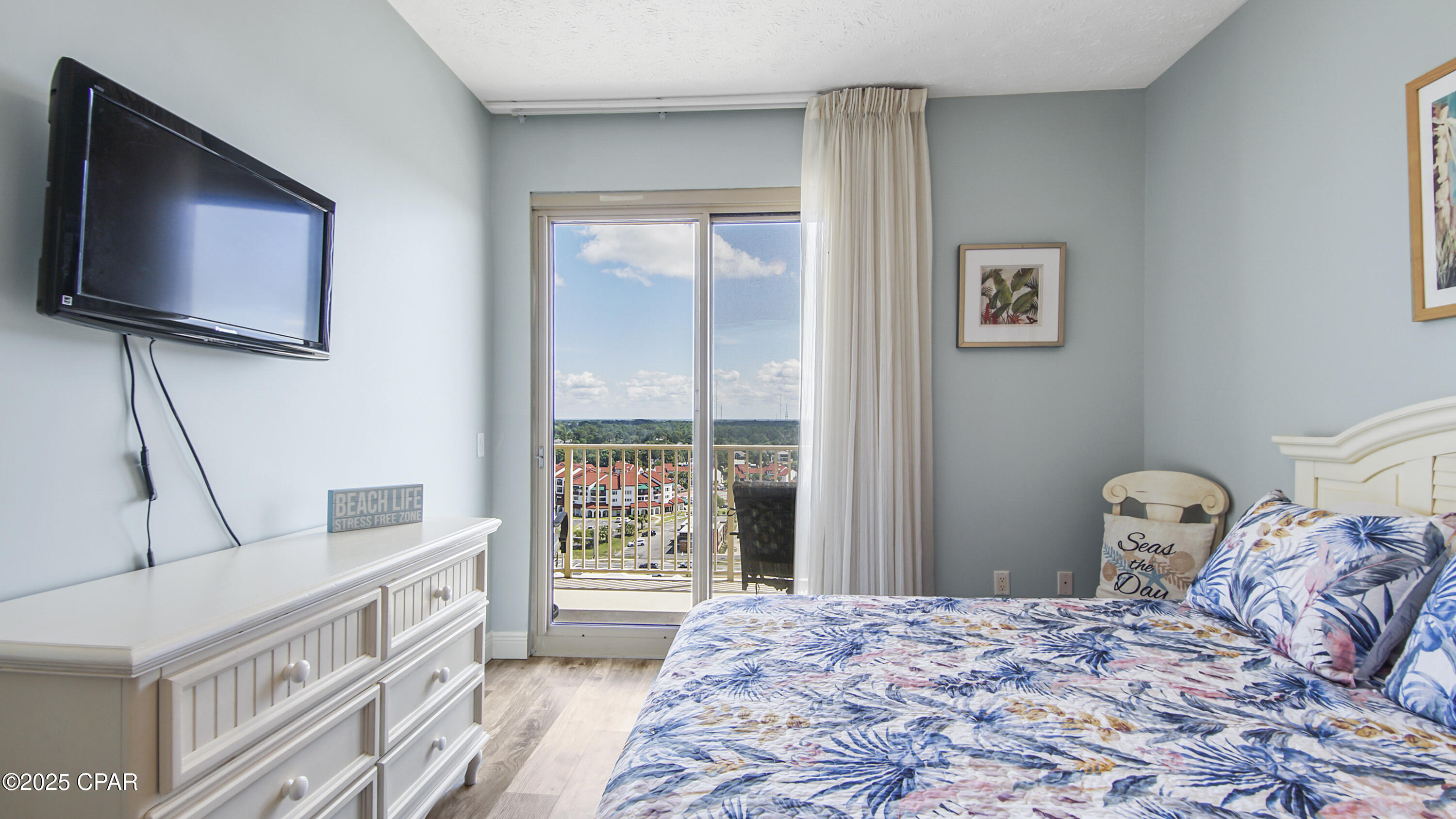 Image 20 For 8715 Surf Drive 1201a