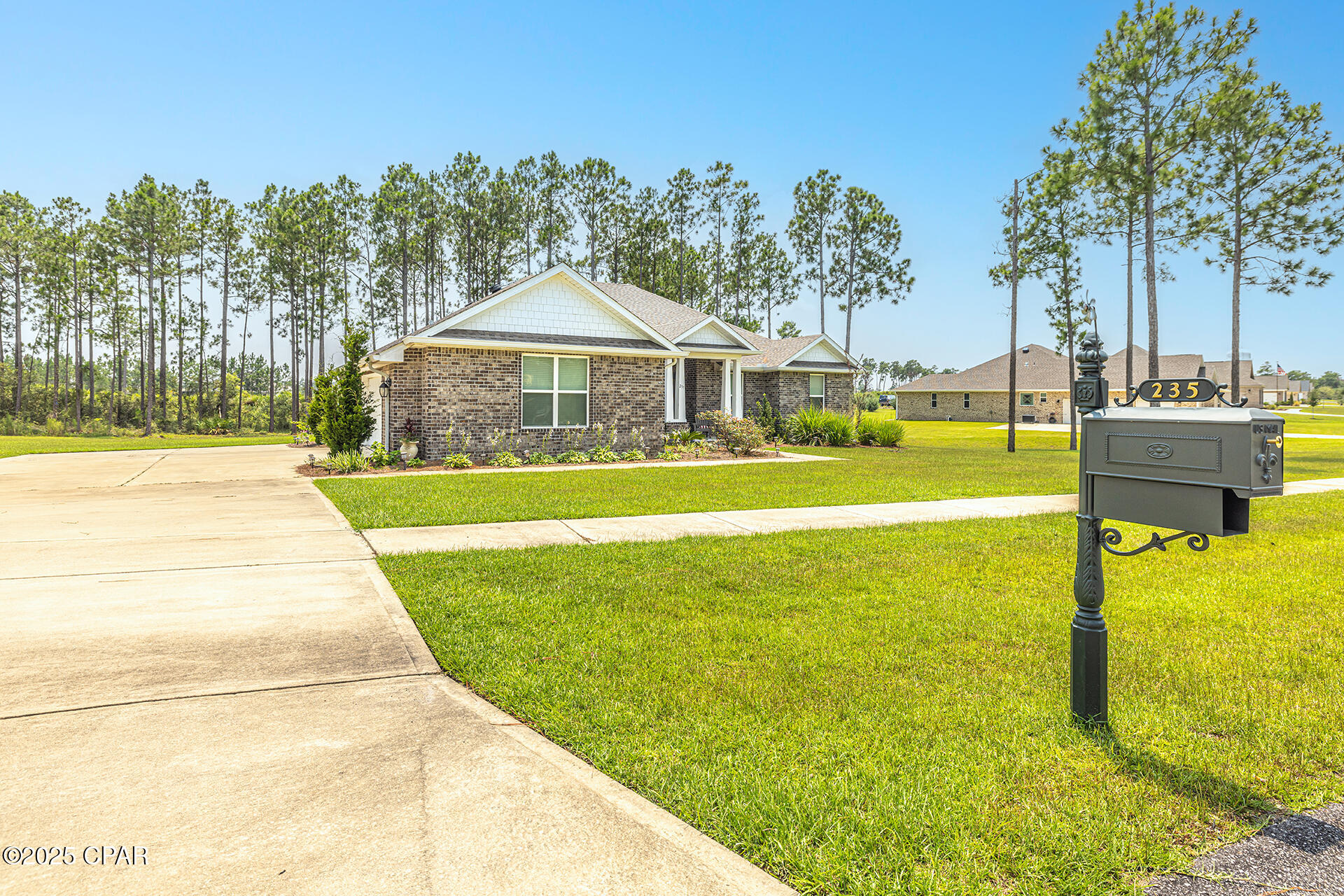 235 Coastal Breeze Drive, Freeport, Florida image 5