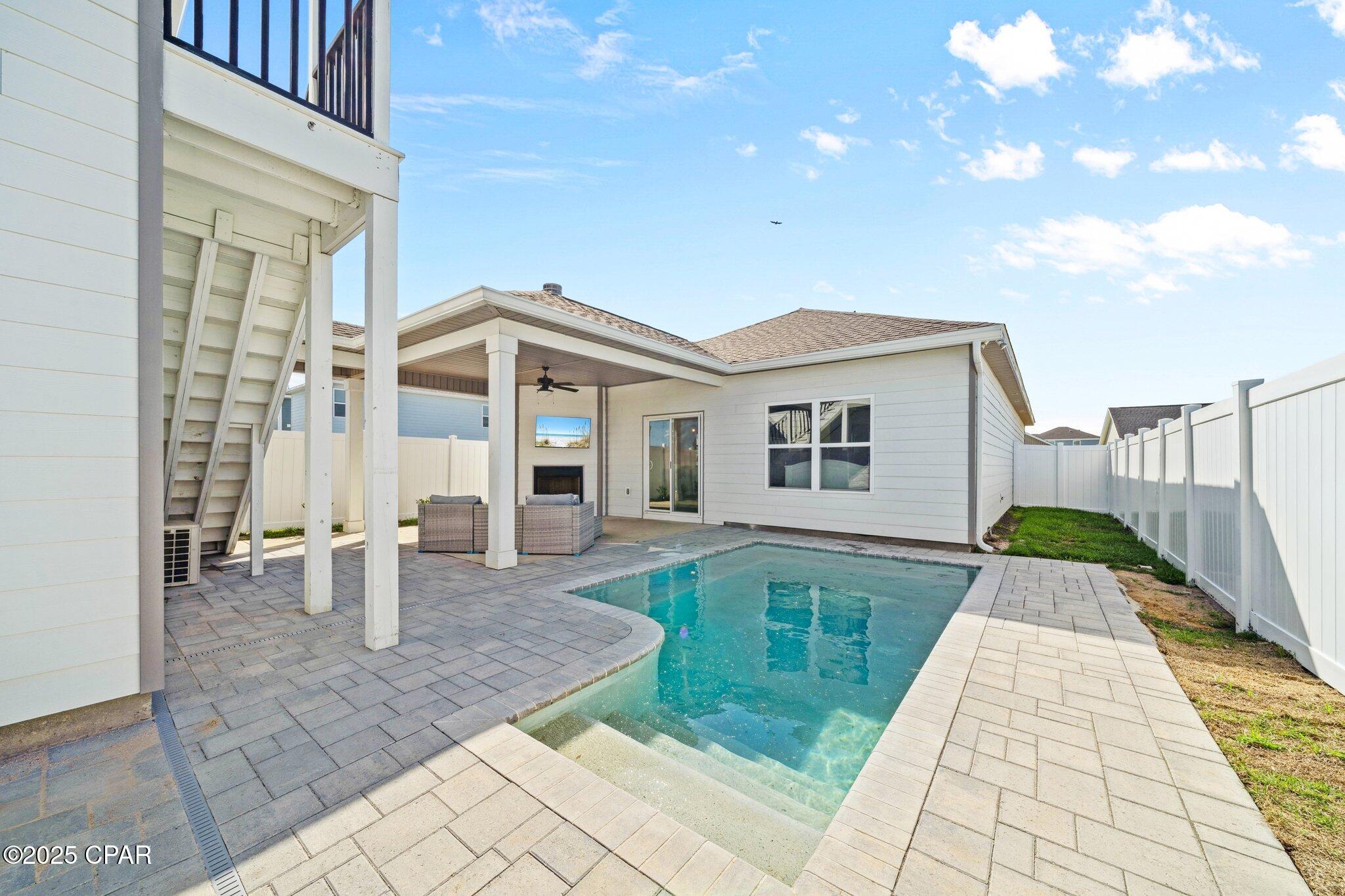 400 Arrowwood Boulevard, Freeport, Florida image 24