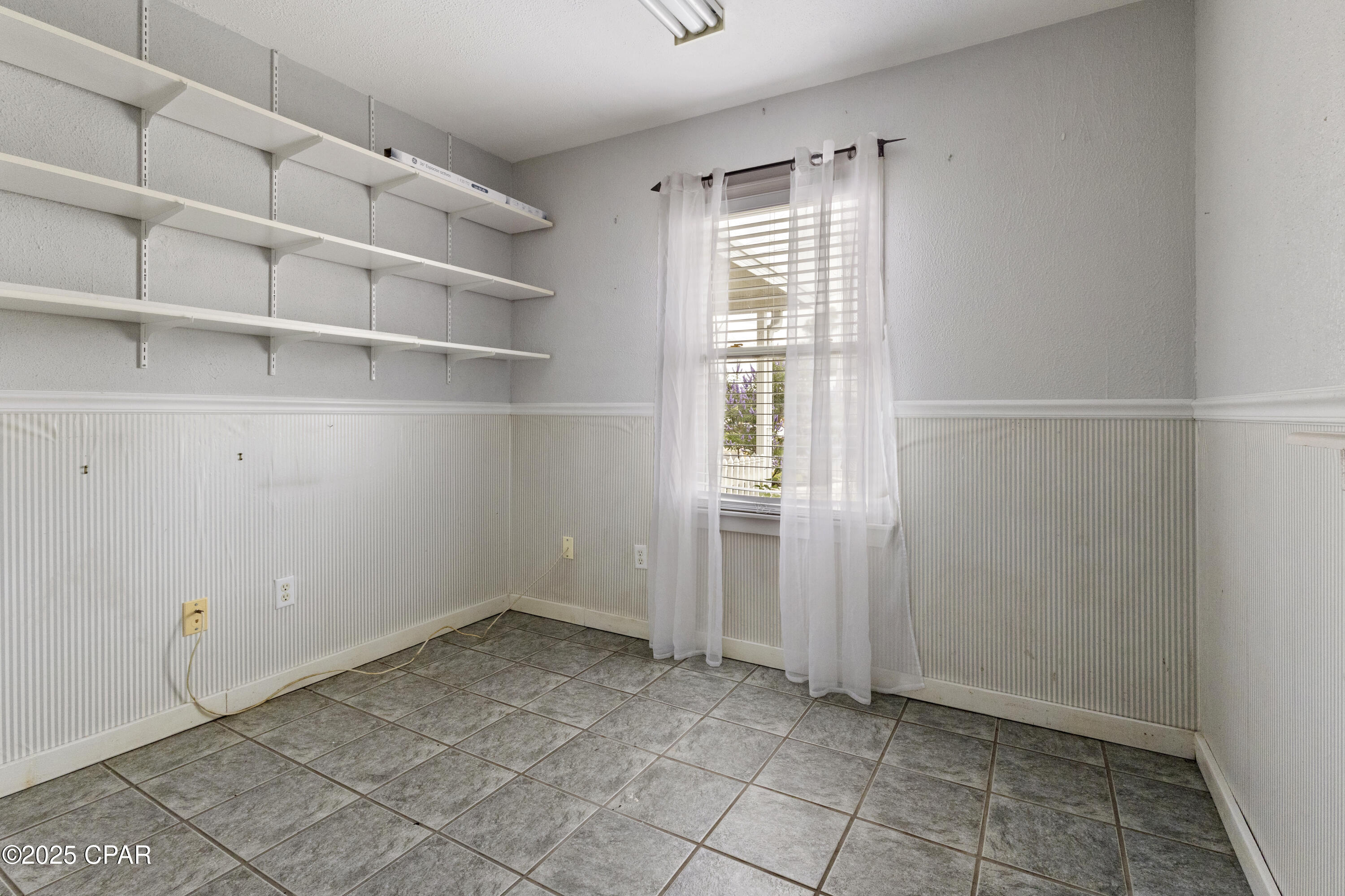 Image 12 For 815 Huntington Drive