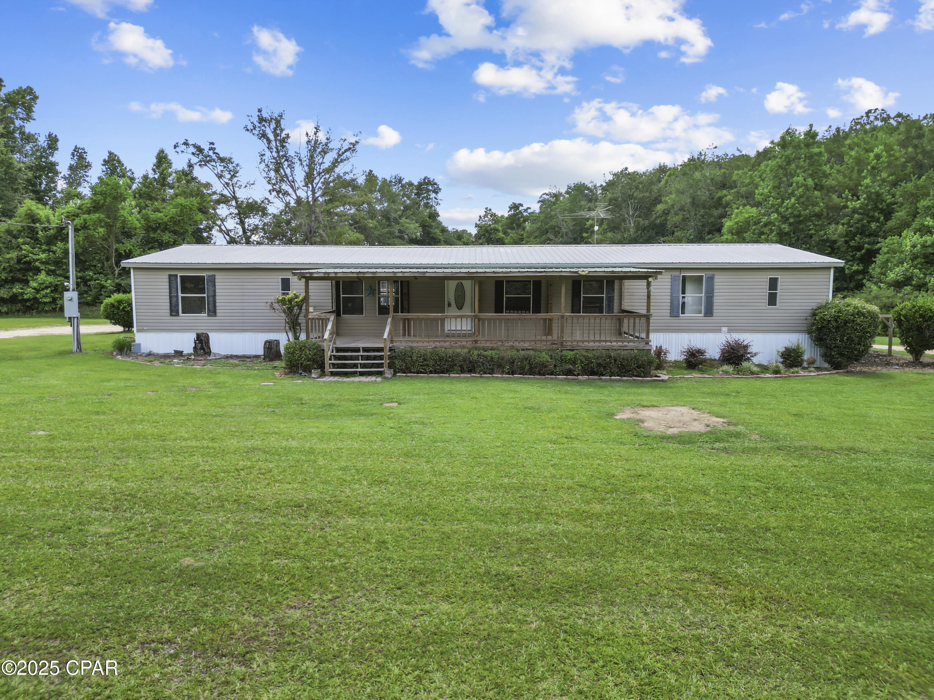 1550 Jarous Road, Cottondale, Florida image 4