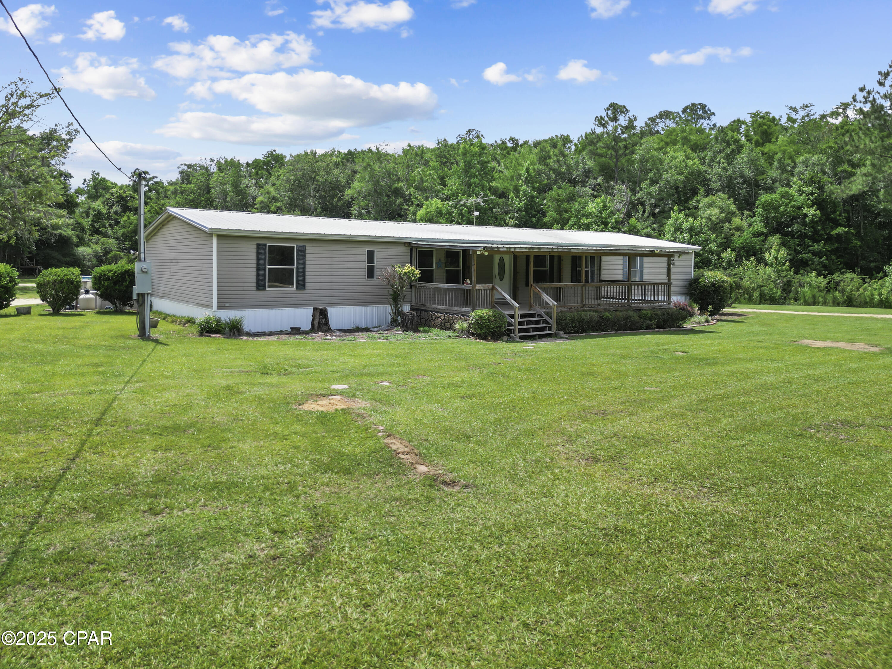 1550 Jarous Road, Cottondale, Florida image 9
