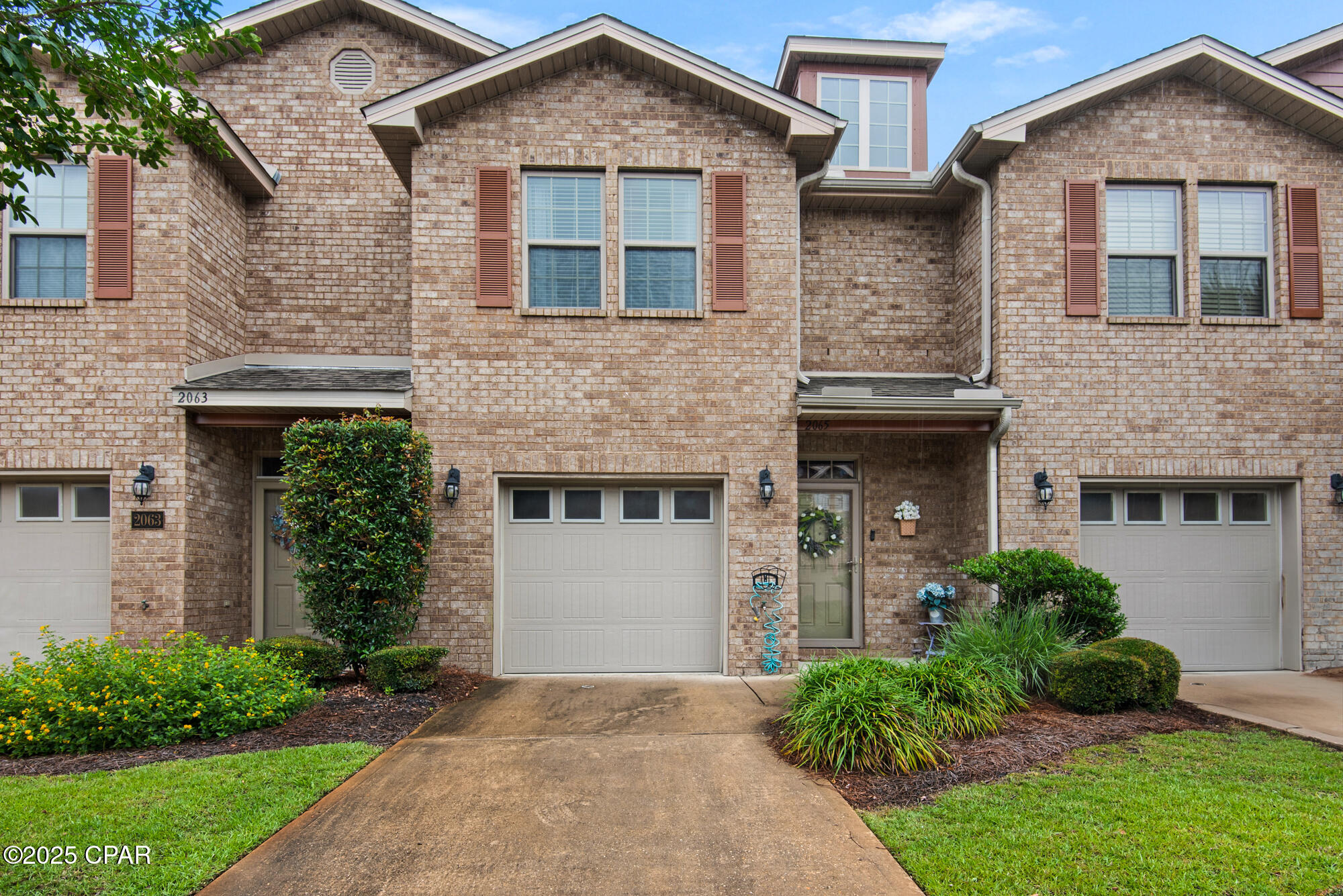 2065 Wilsons Plover Circle, Navarre, Florida image 2