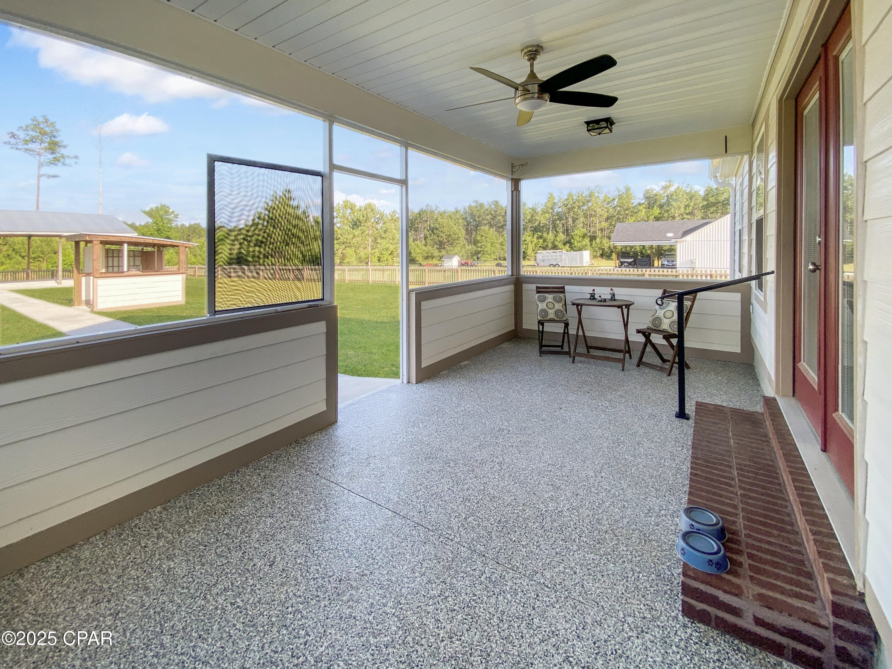 Image 33 For 561 Lakepointe Drive