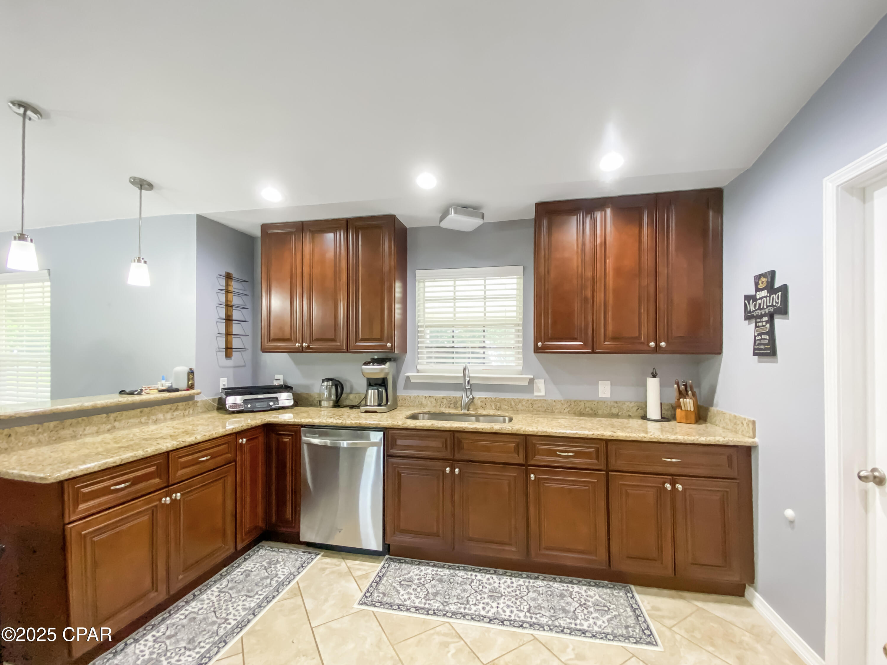 561 Lakepointe Drive, Chipley, Florida image 6
