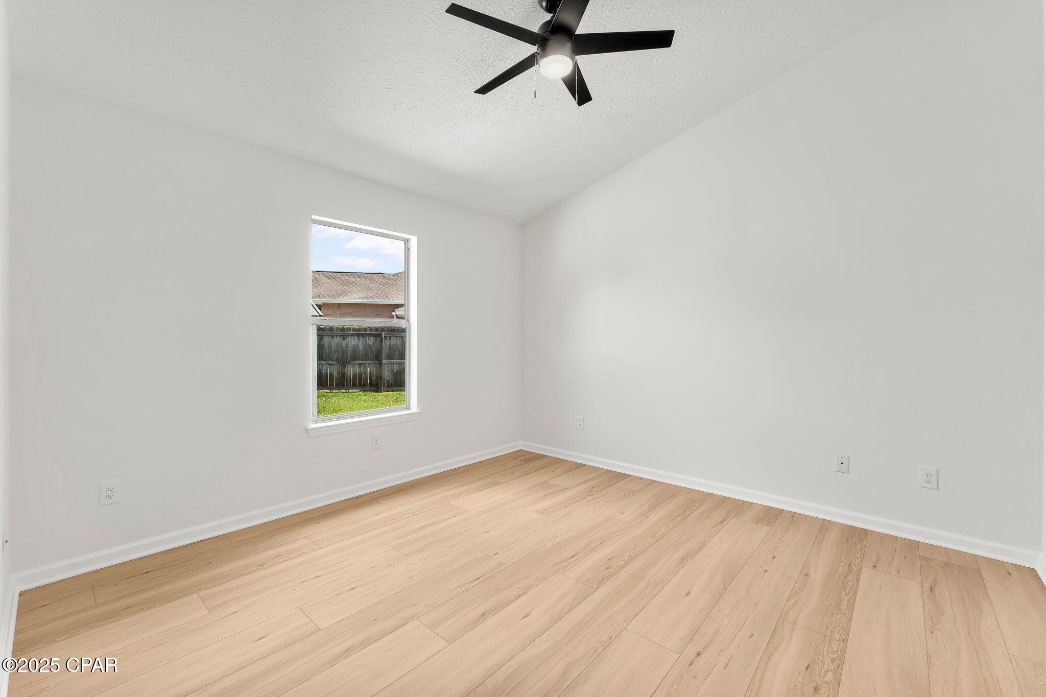 Image 16 For 100 Colony Bay Harbour Drive