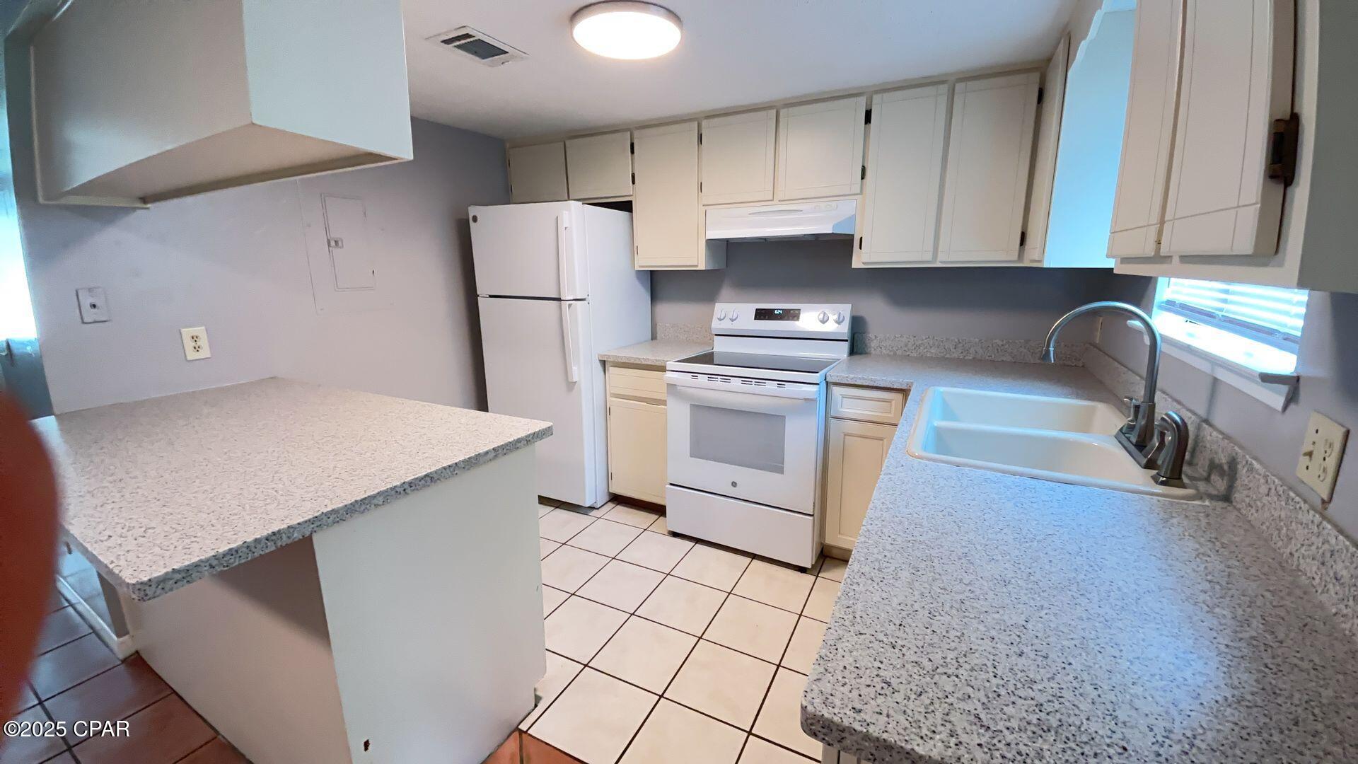 119 Cheri Lane, Panama City, Florida image 2