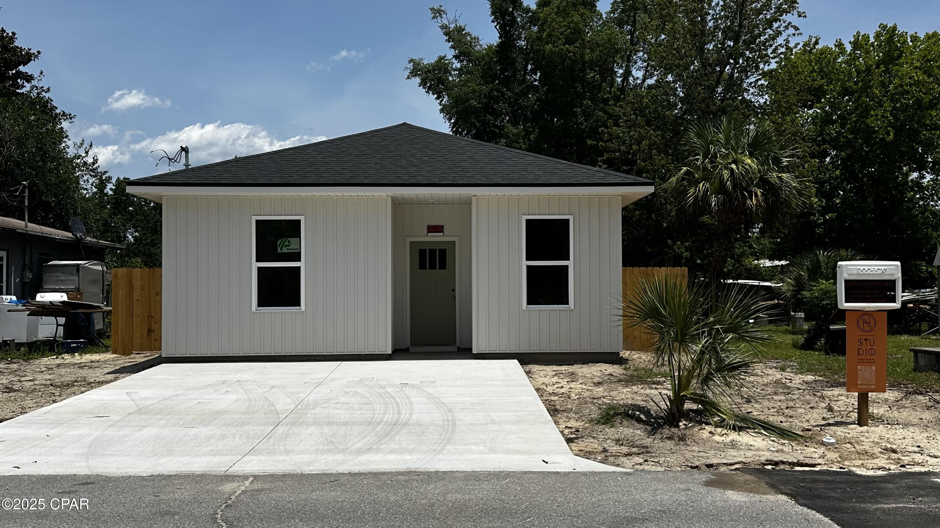 825 E 12th Street, Panama City, Florida image 1